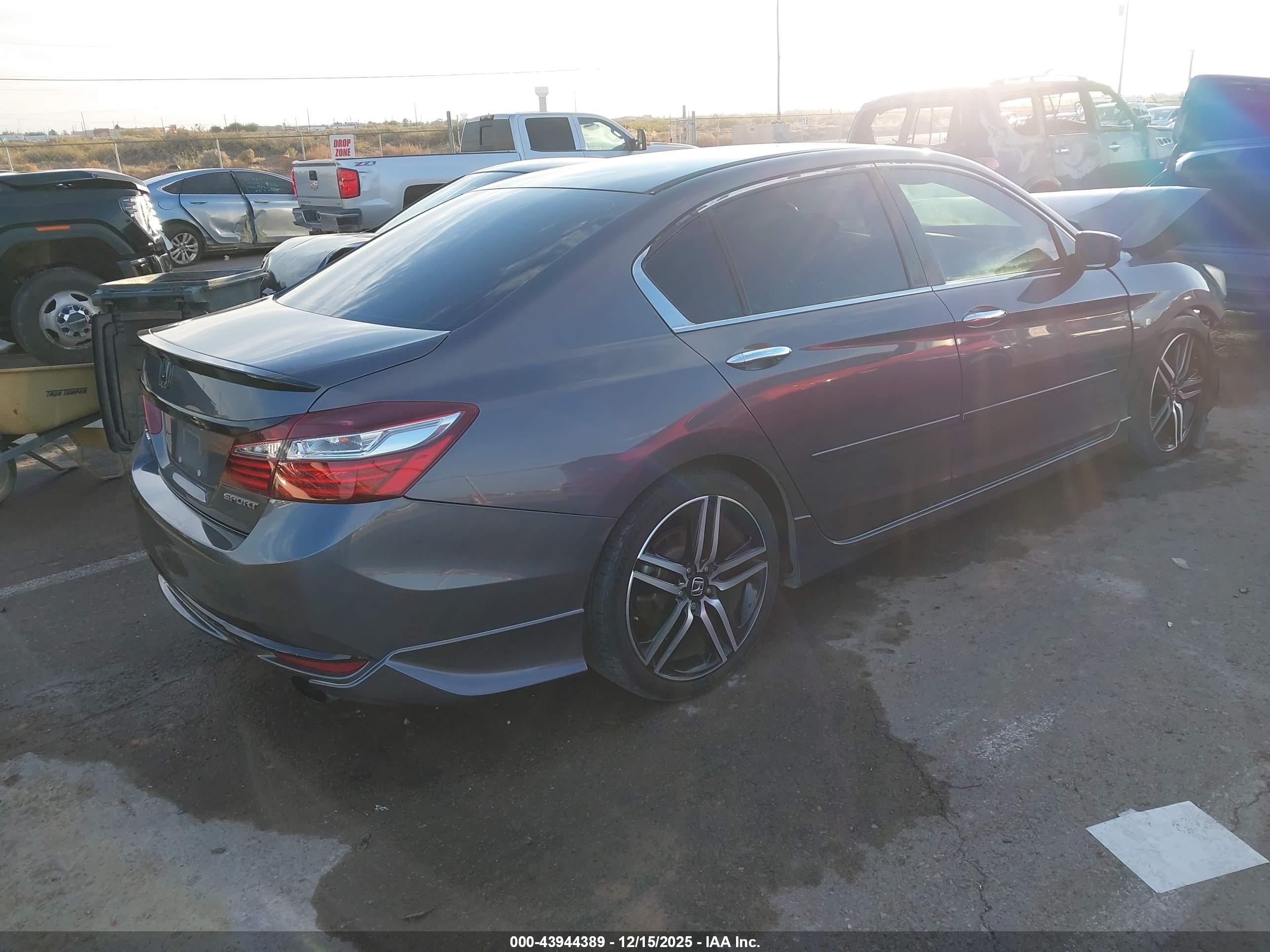 HONDA ACCORD image 4