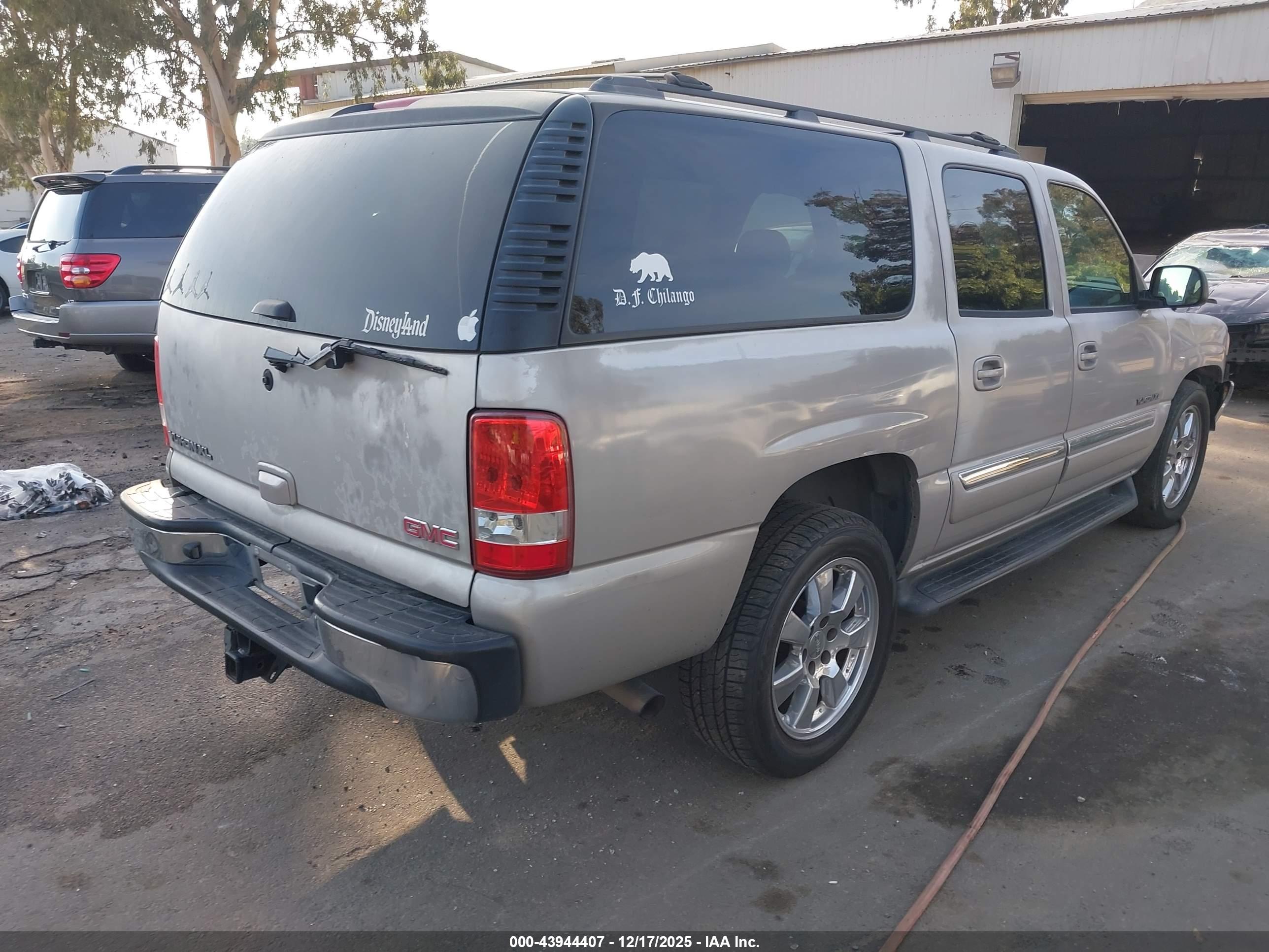 GMC YUKON image 4