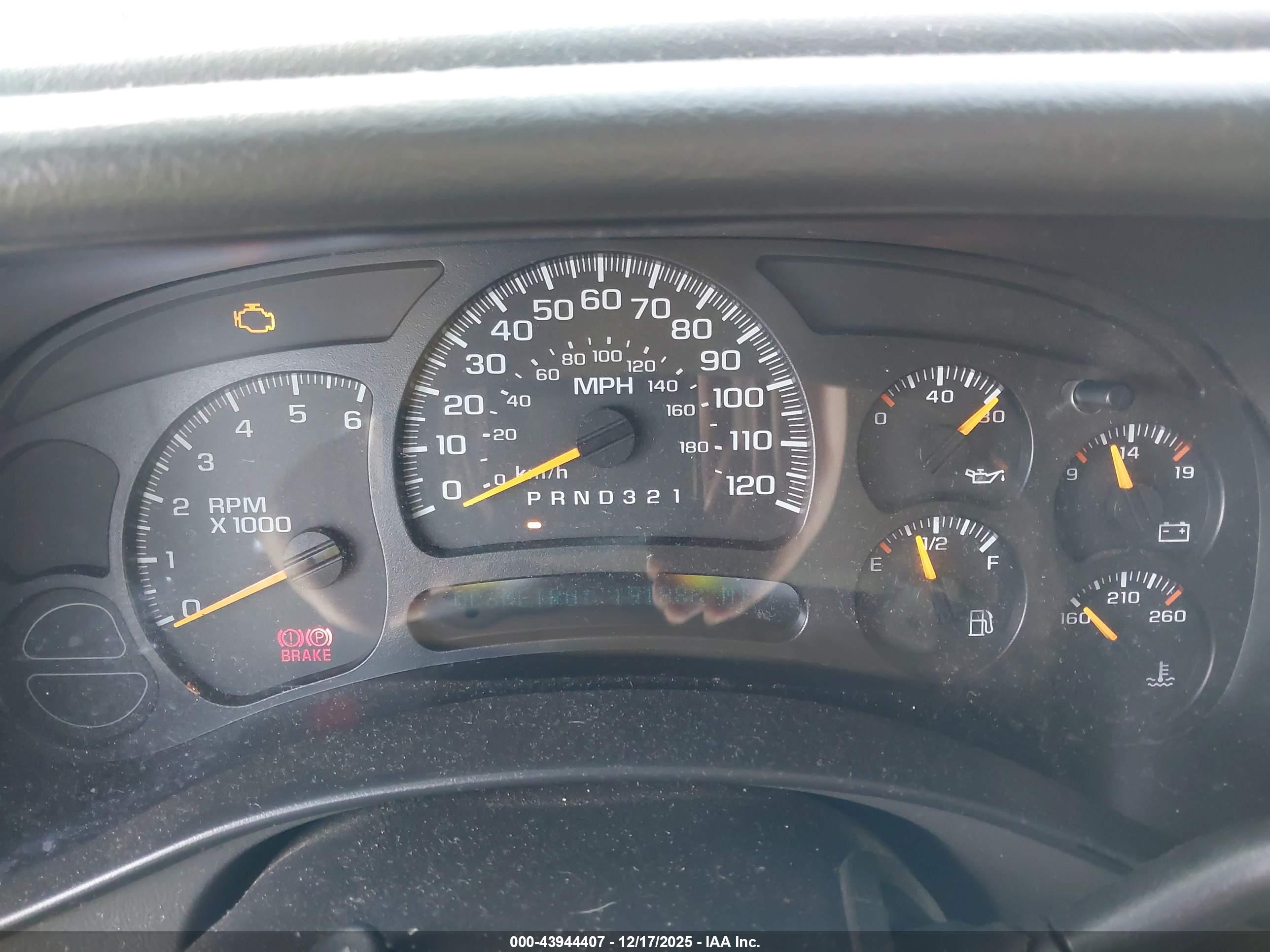 GMC YUKON image 7
