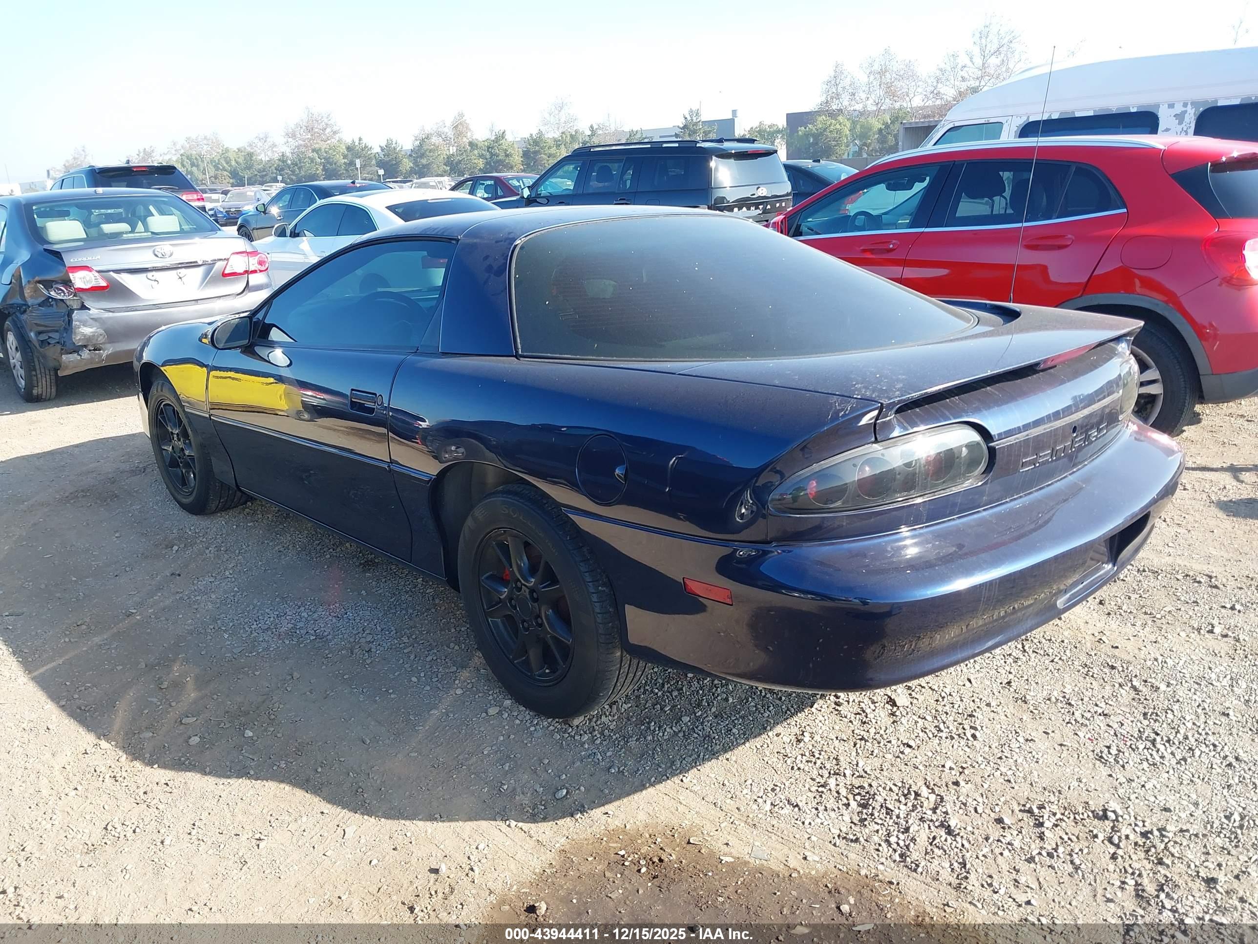 CHEVROLET CAMARO image 3