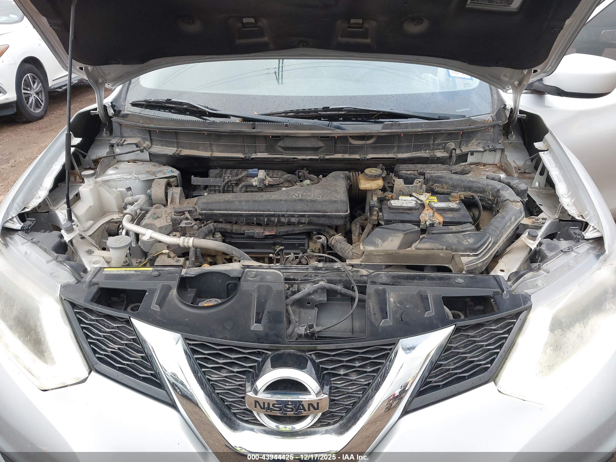 NISSAN ROGUE image 10
