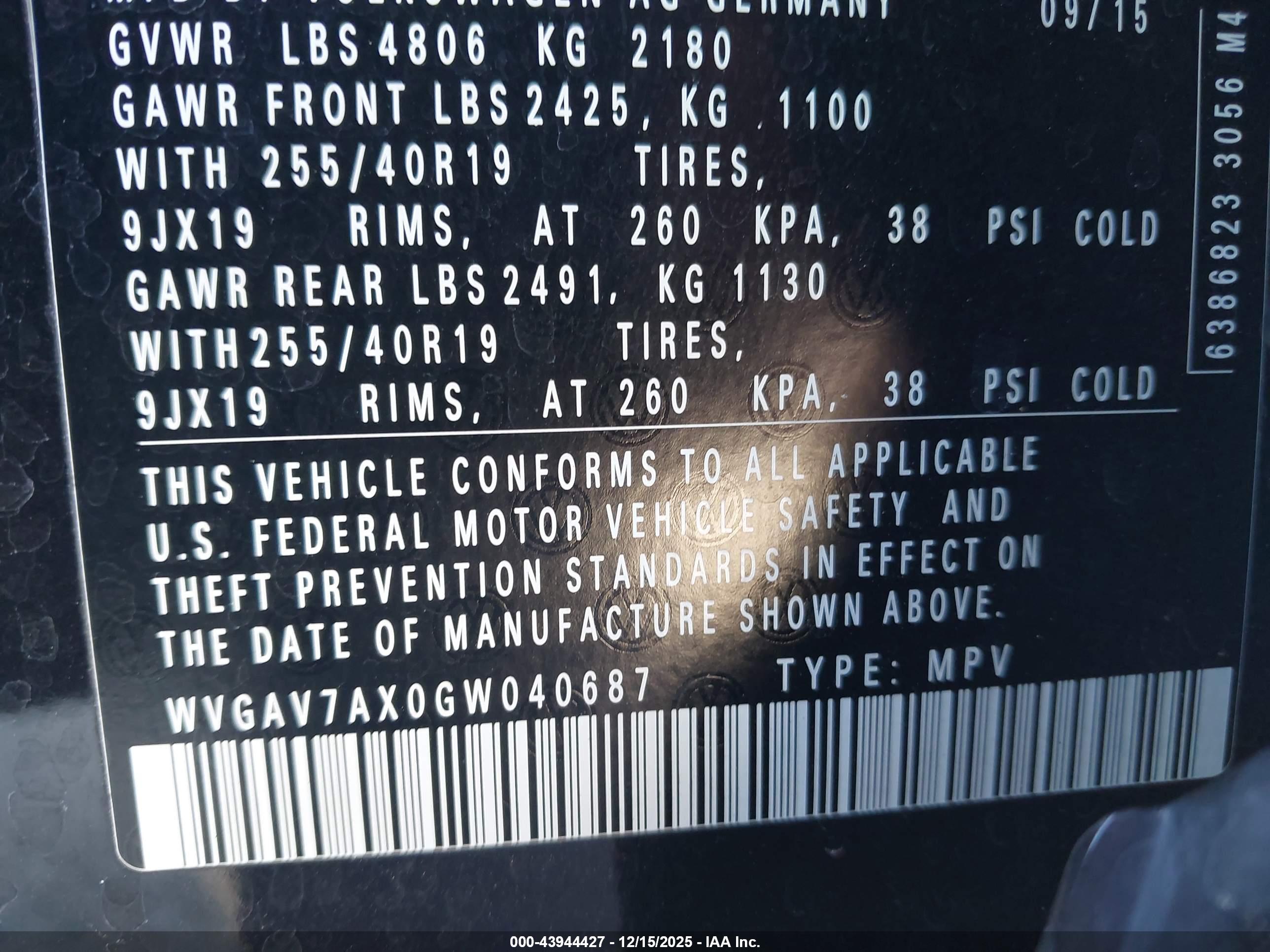 VOLKSWAGEN TIGUAN image 9