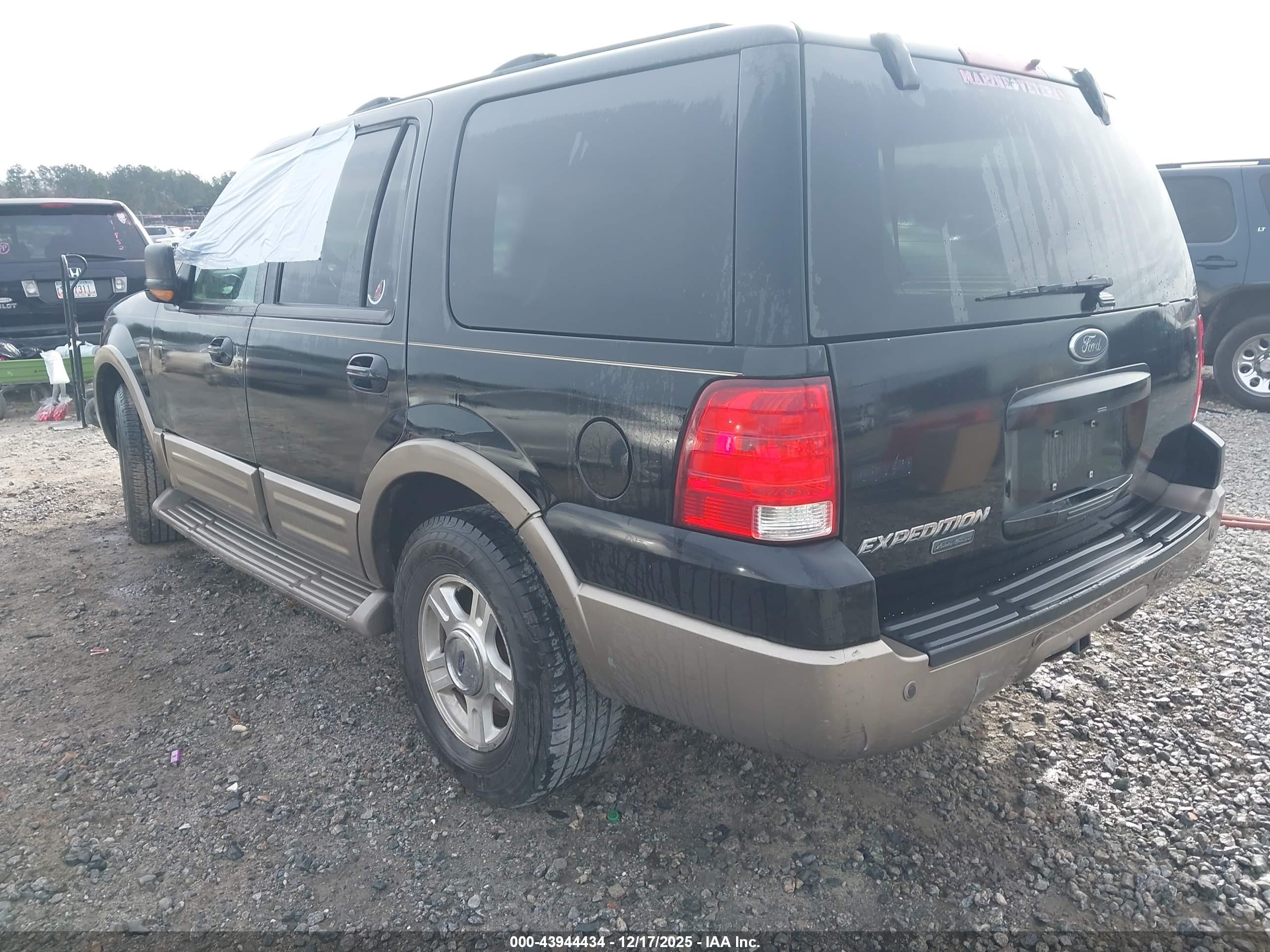FORD EXPEDITION image 3