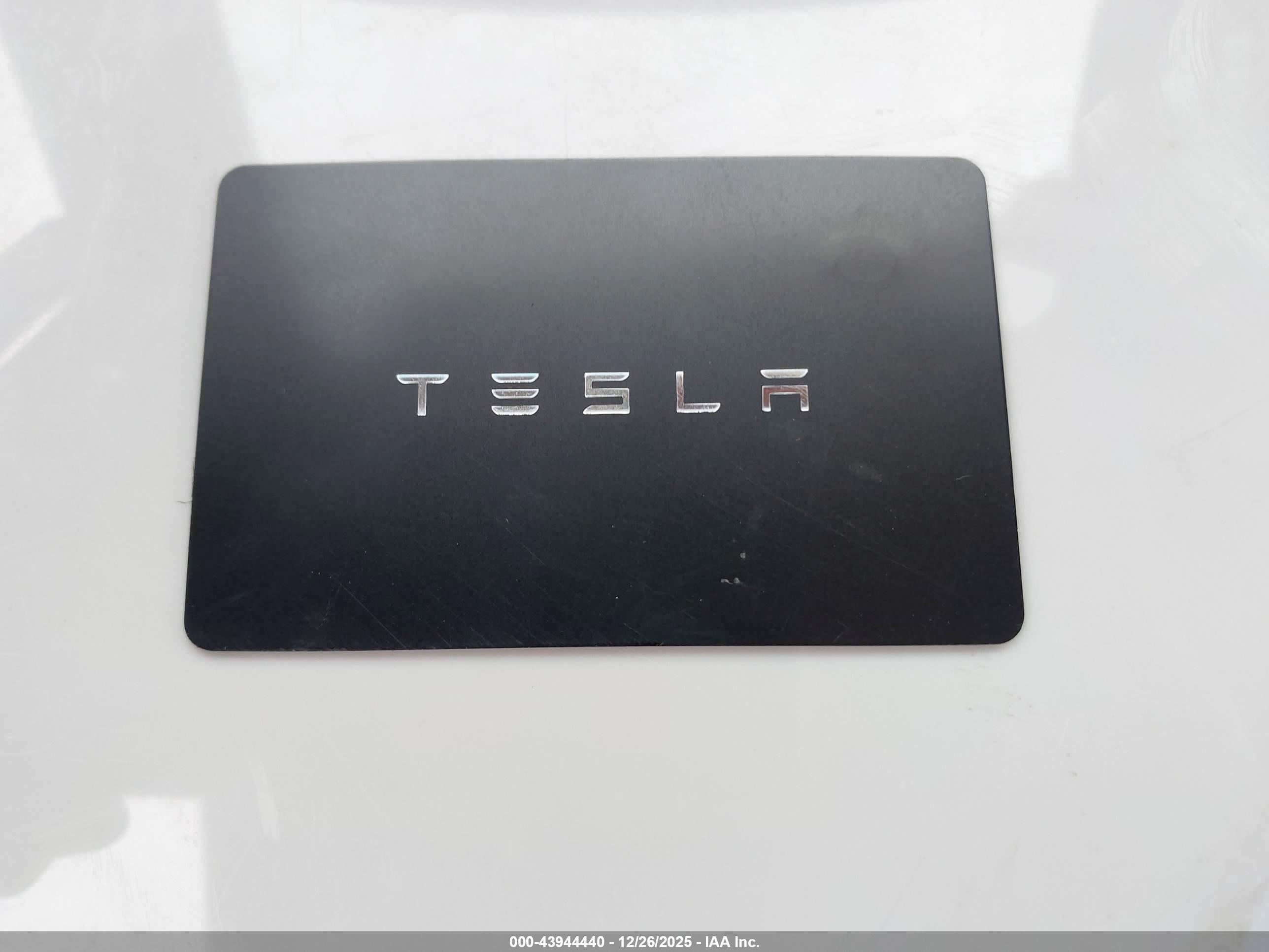 TESLA MODEL image 11