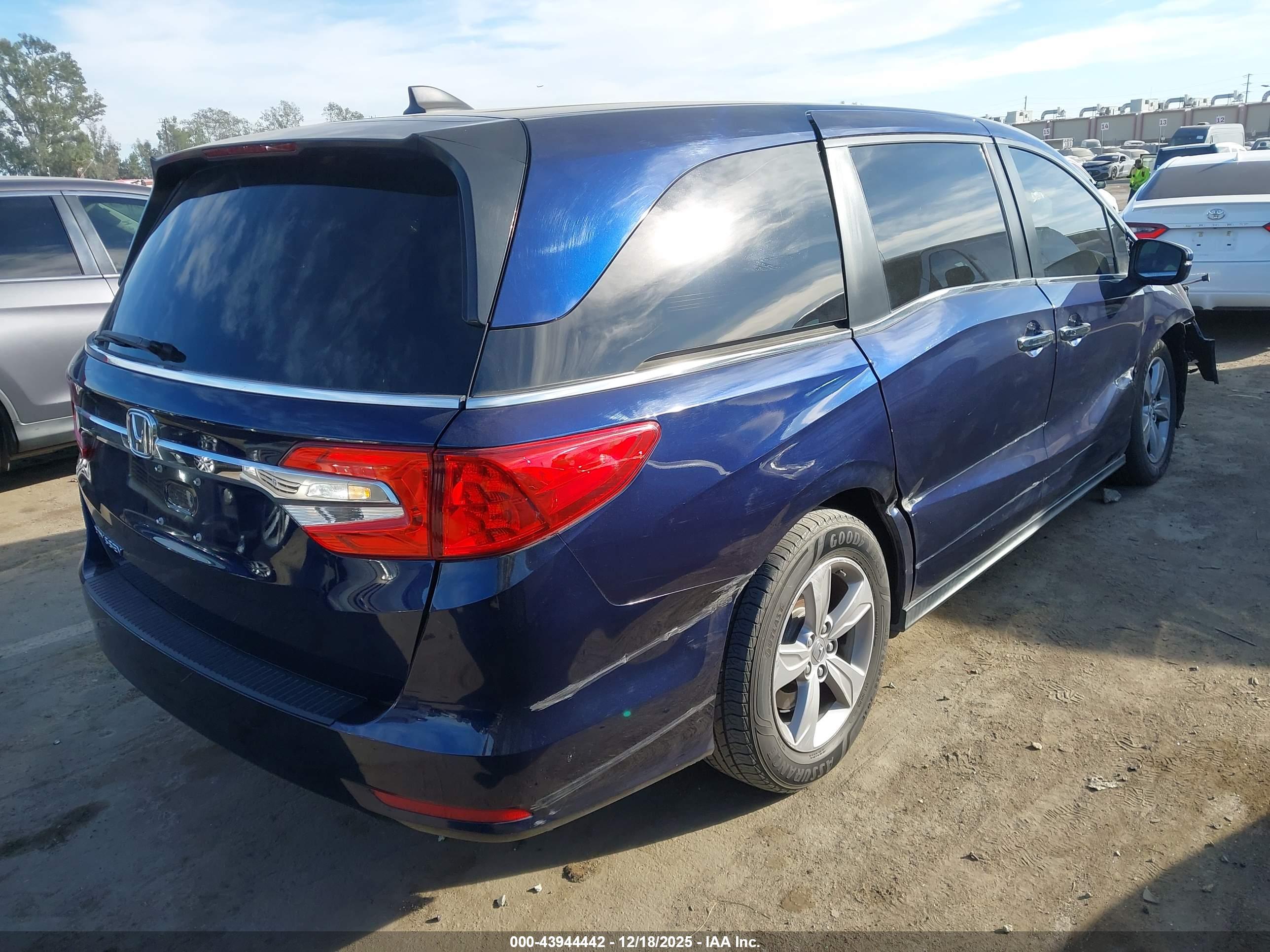 HONDA ODYSSEY image 4
