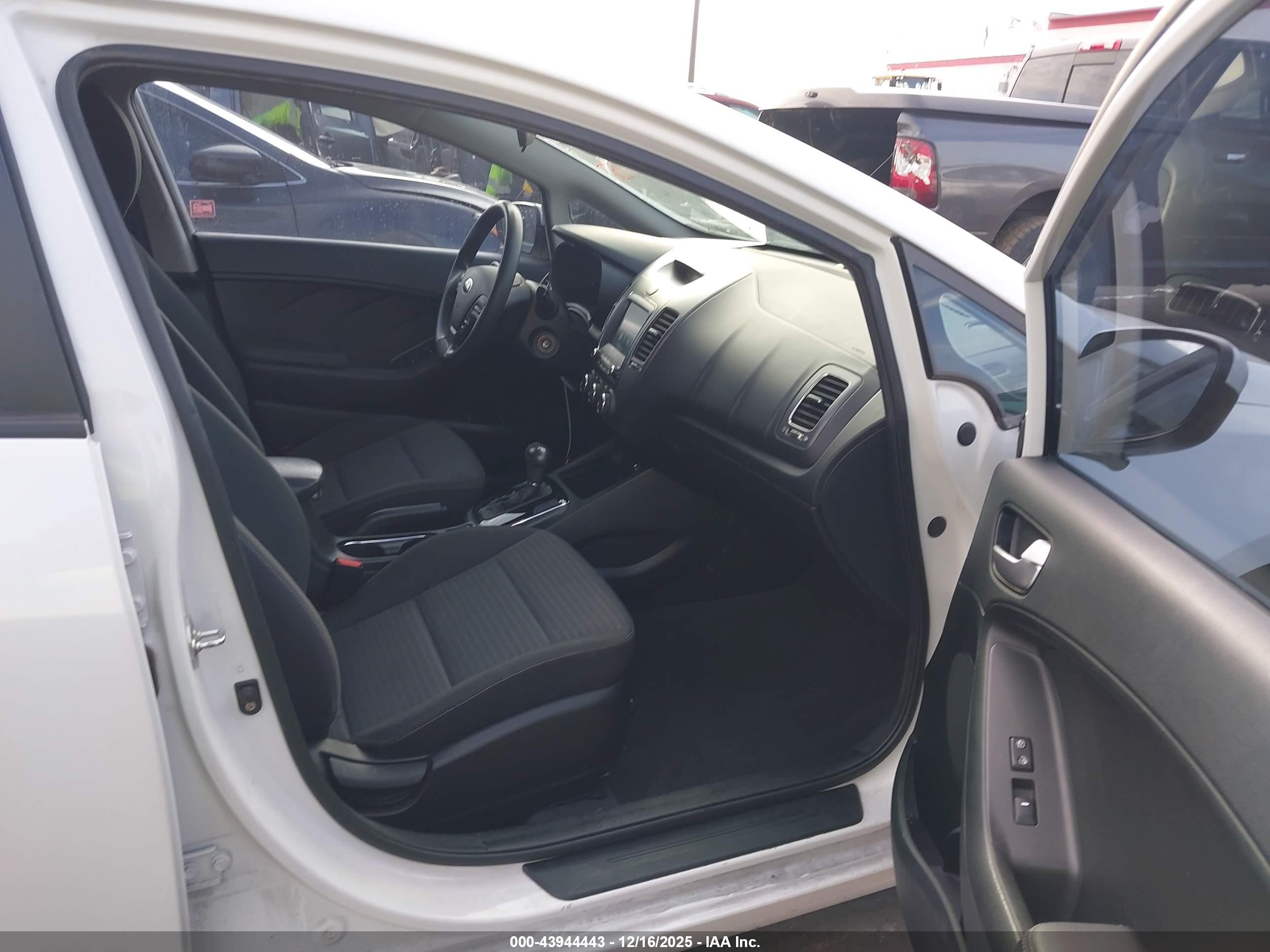 KIA FORTE image 5