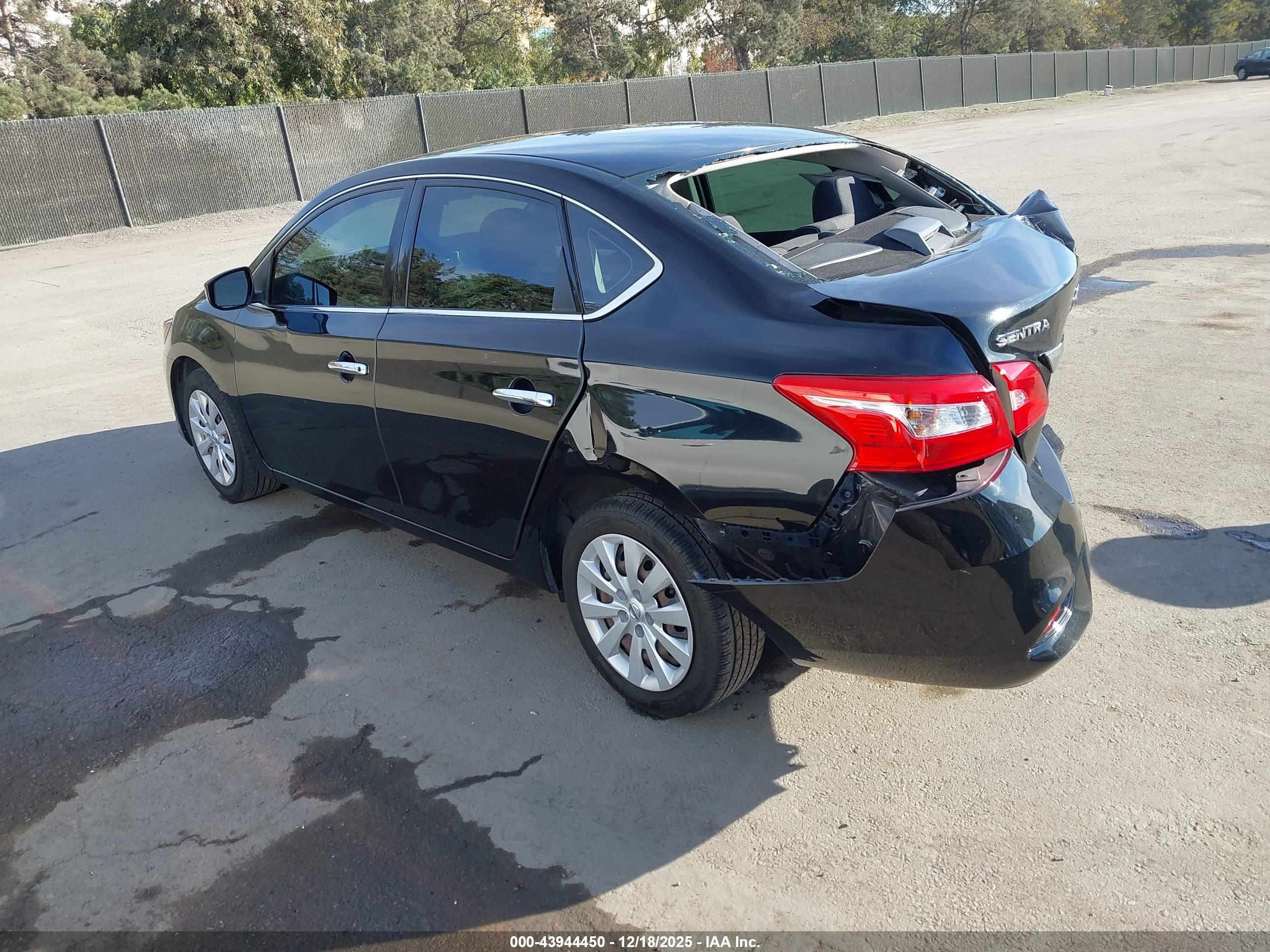 NISSAN SENTRA image 3