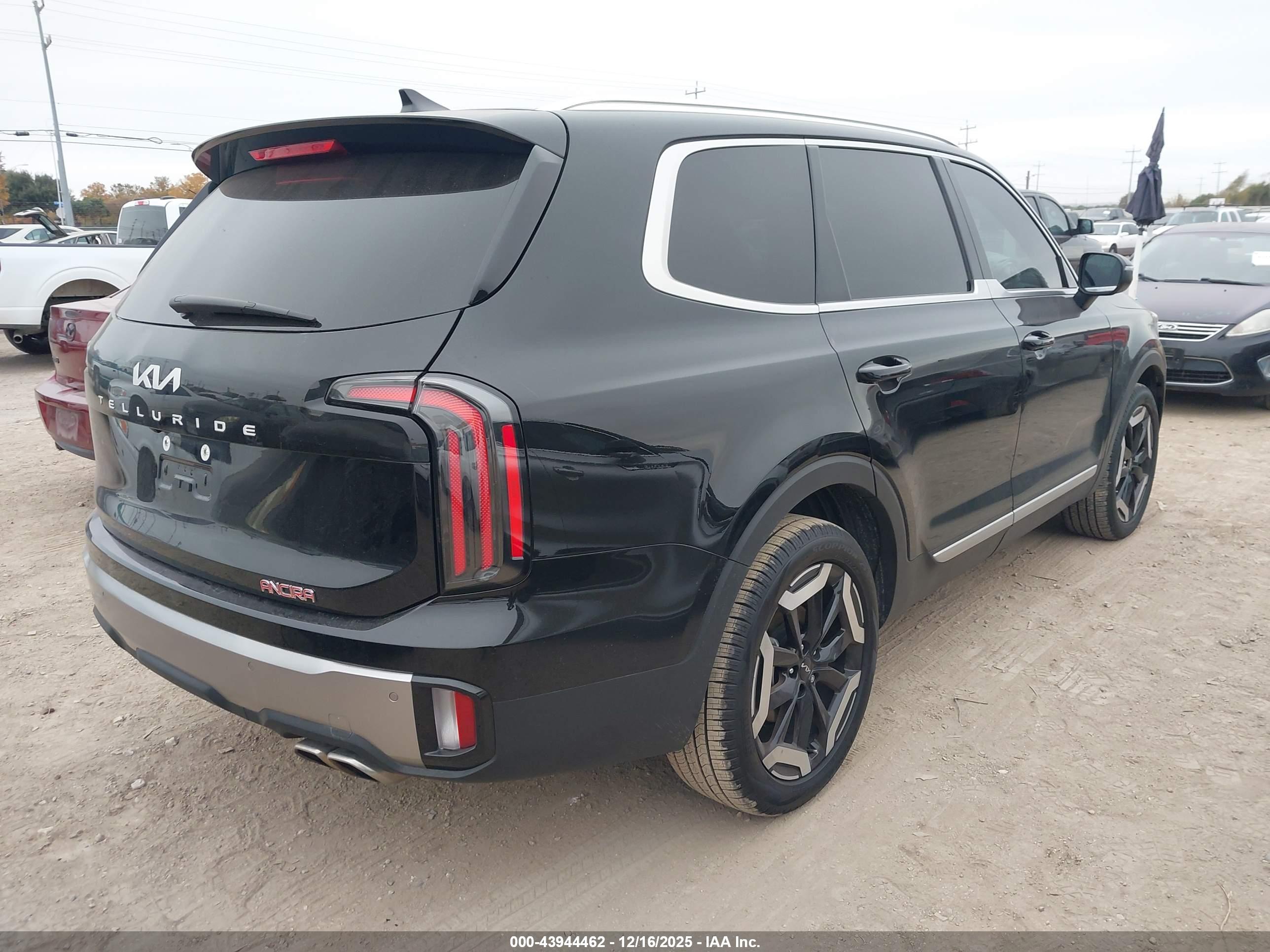 KIA TELLURIDE image 4