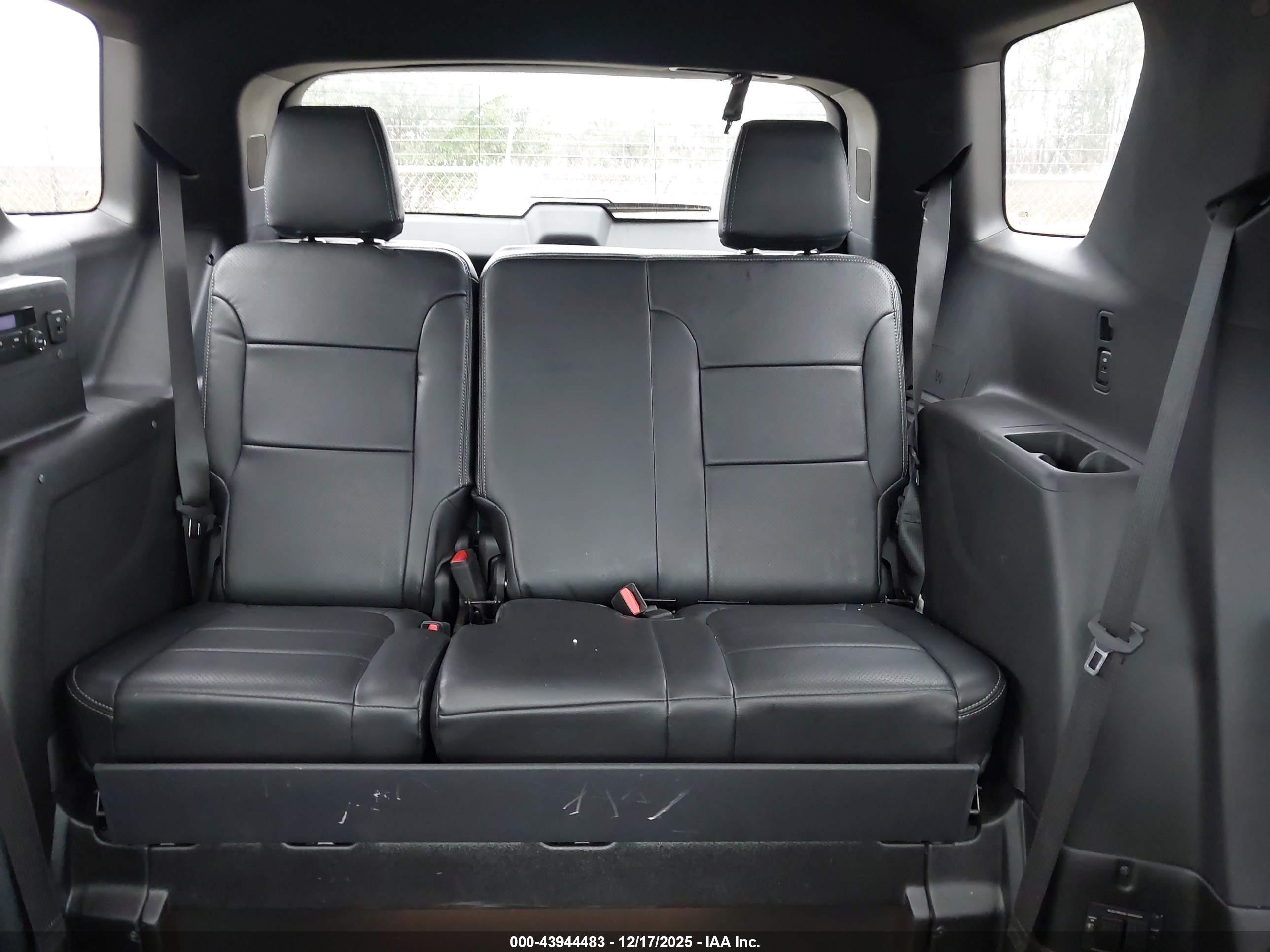 CHEVROLET TRAVERSE image 8