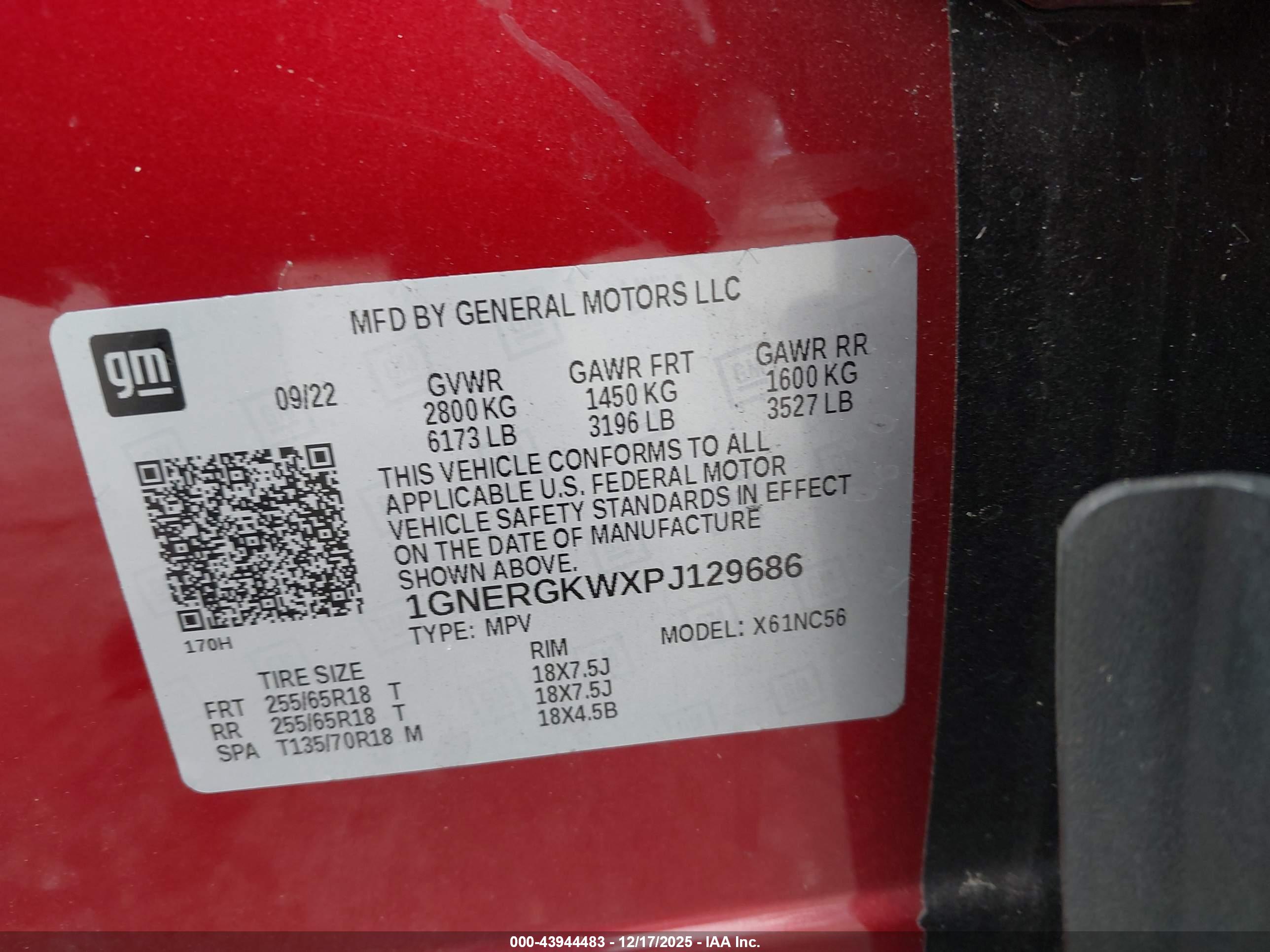 CHEVROLET TRAVERSE image 9