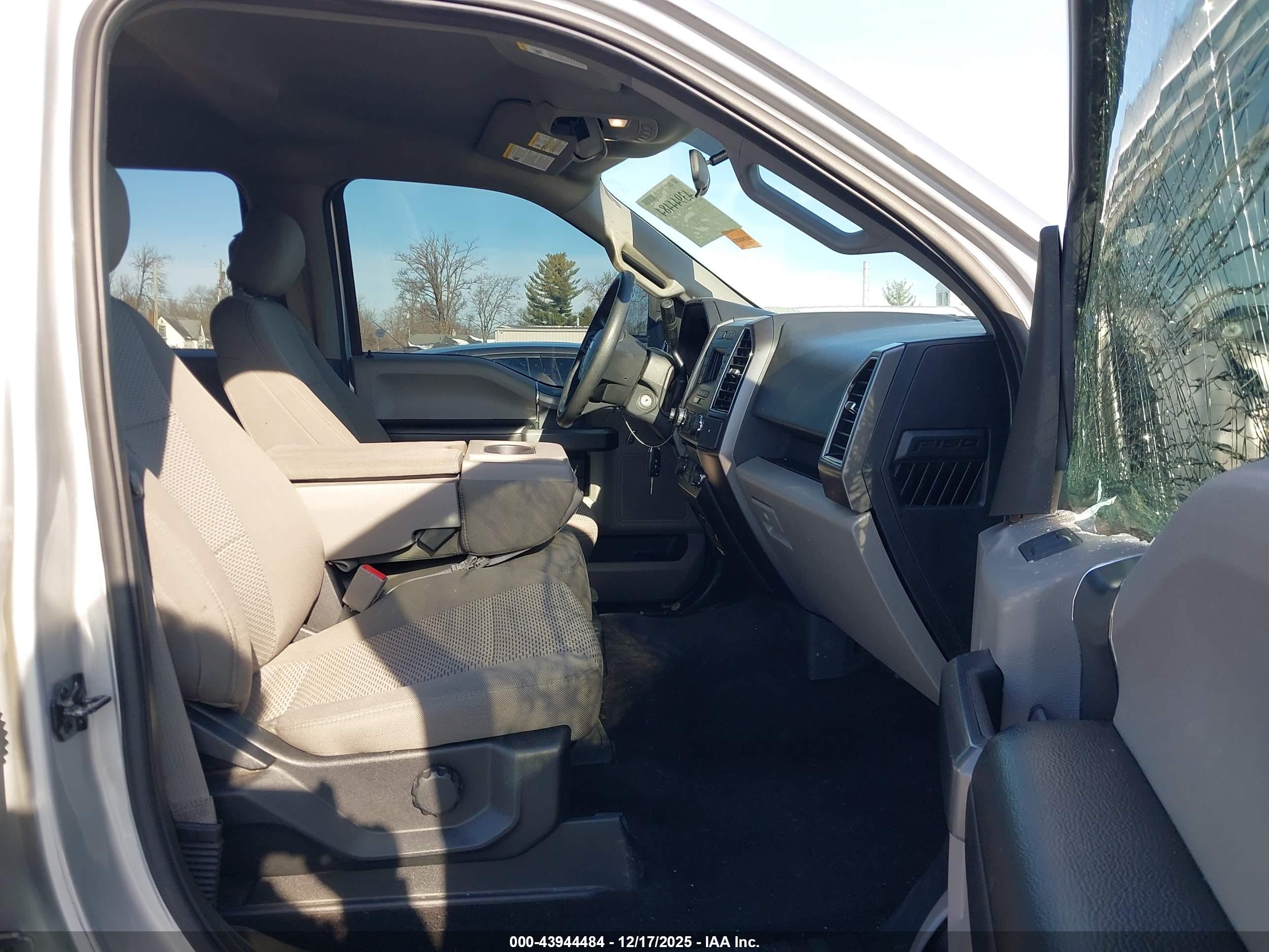 FORD F-150 image 5