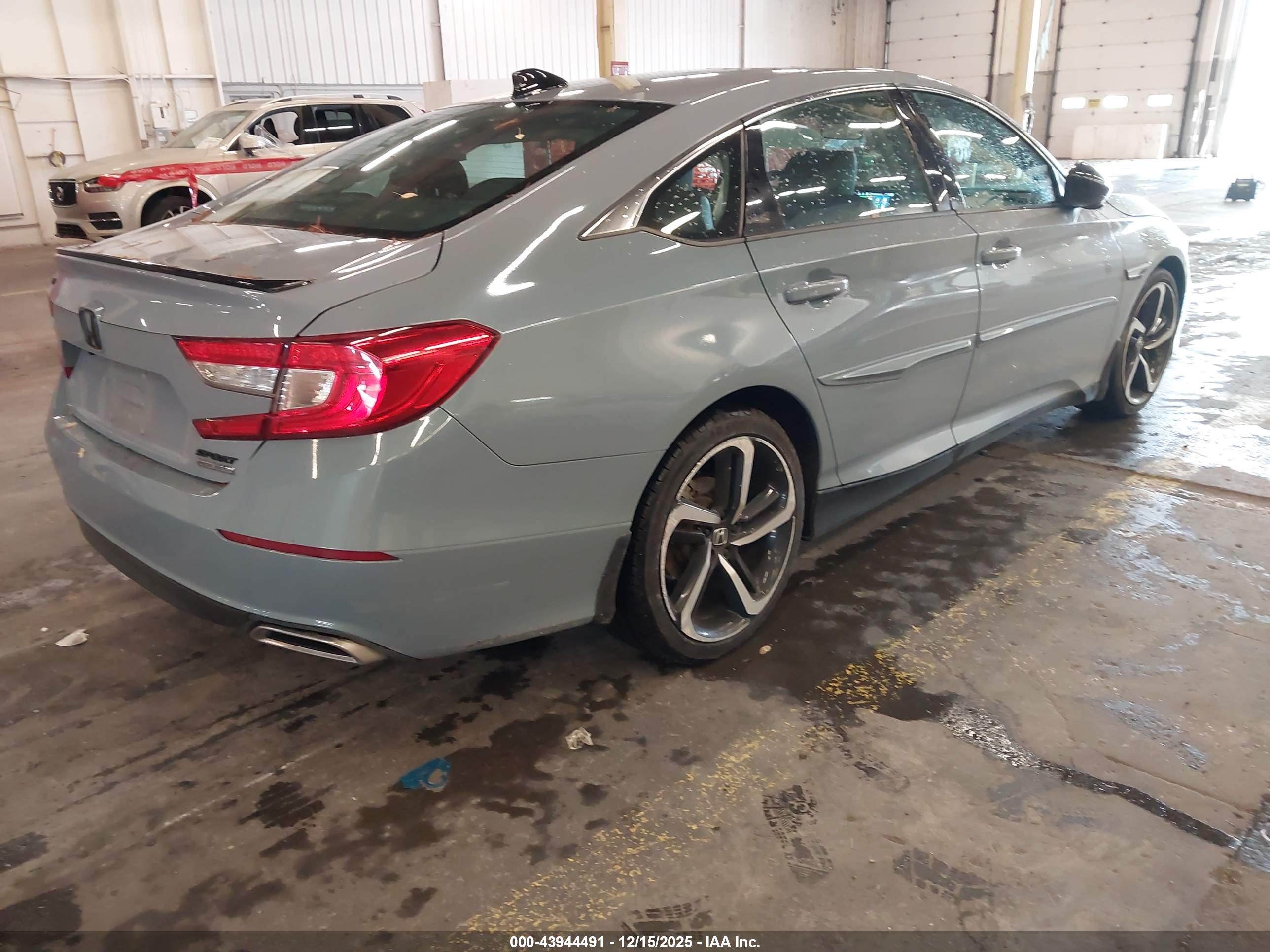 HONDA ACCORD image 4