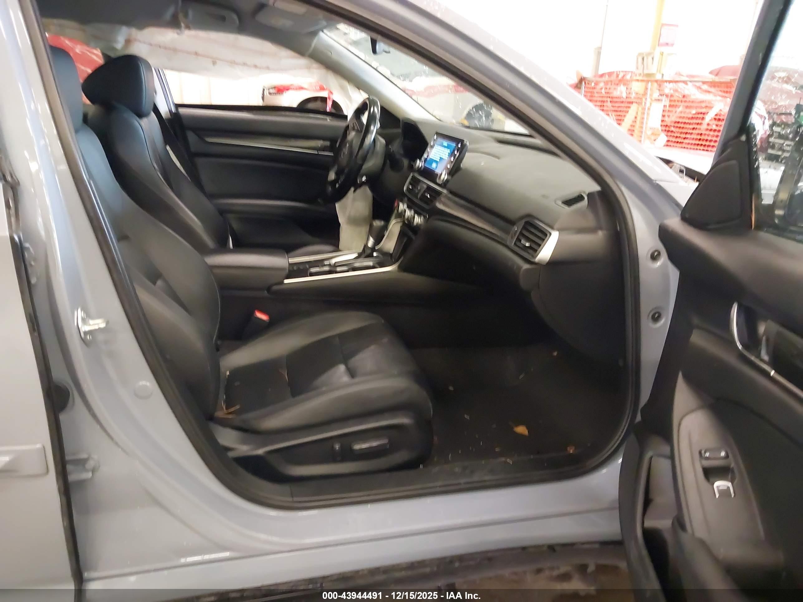 HONDA ACCORD image 5