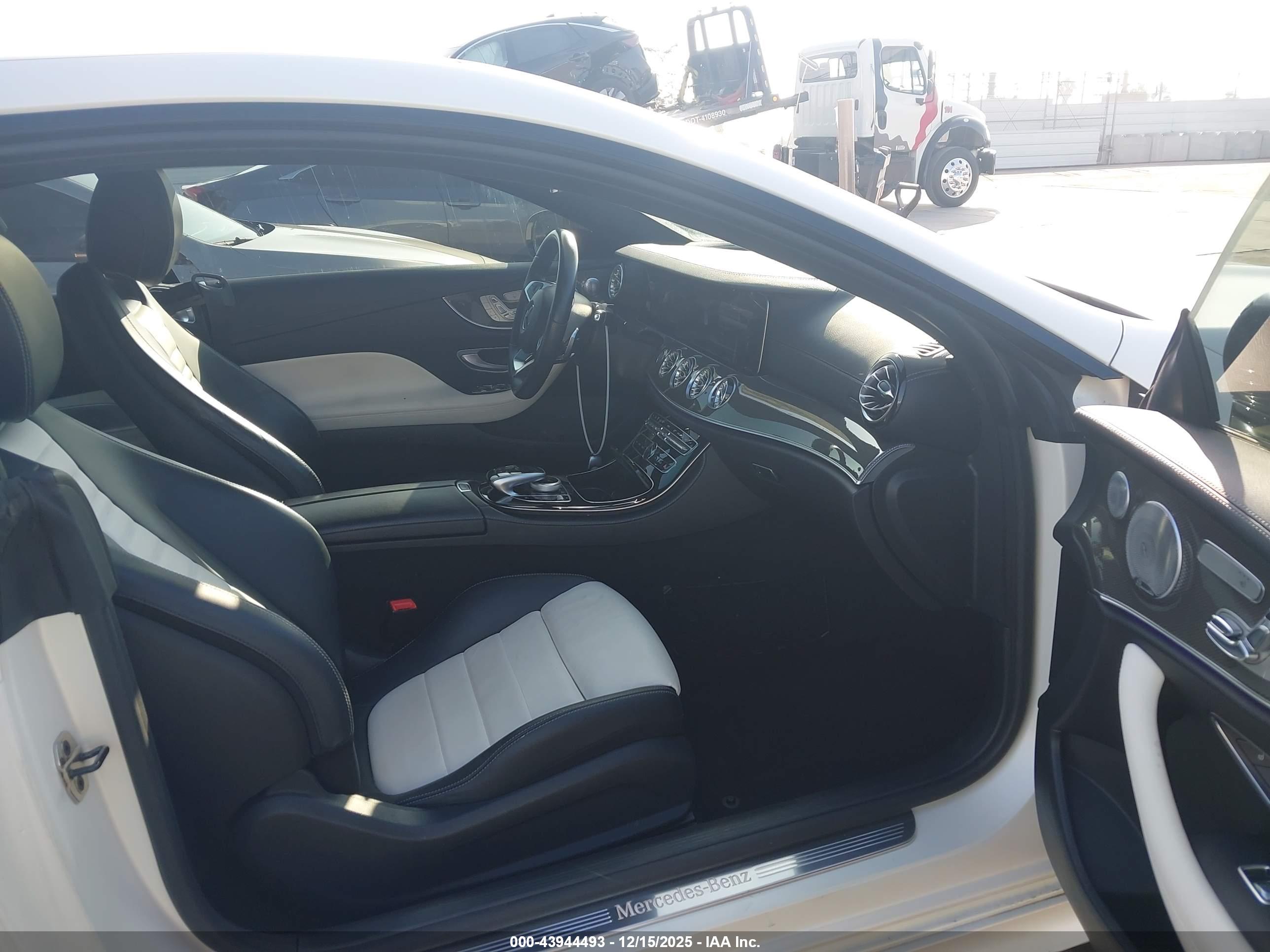 MERCEDES-BENZ E image 5