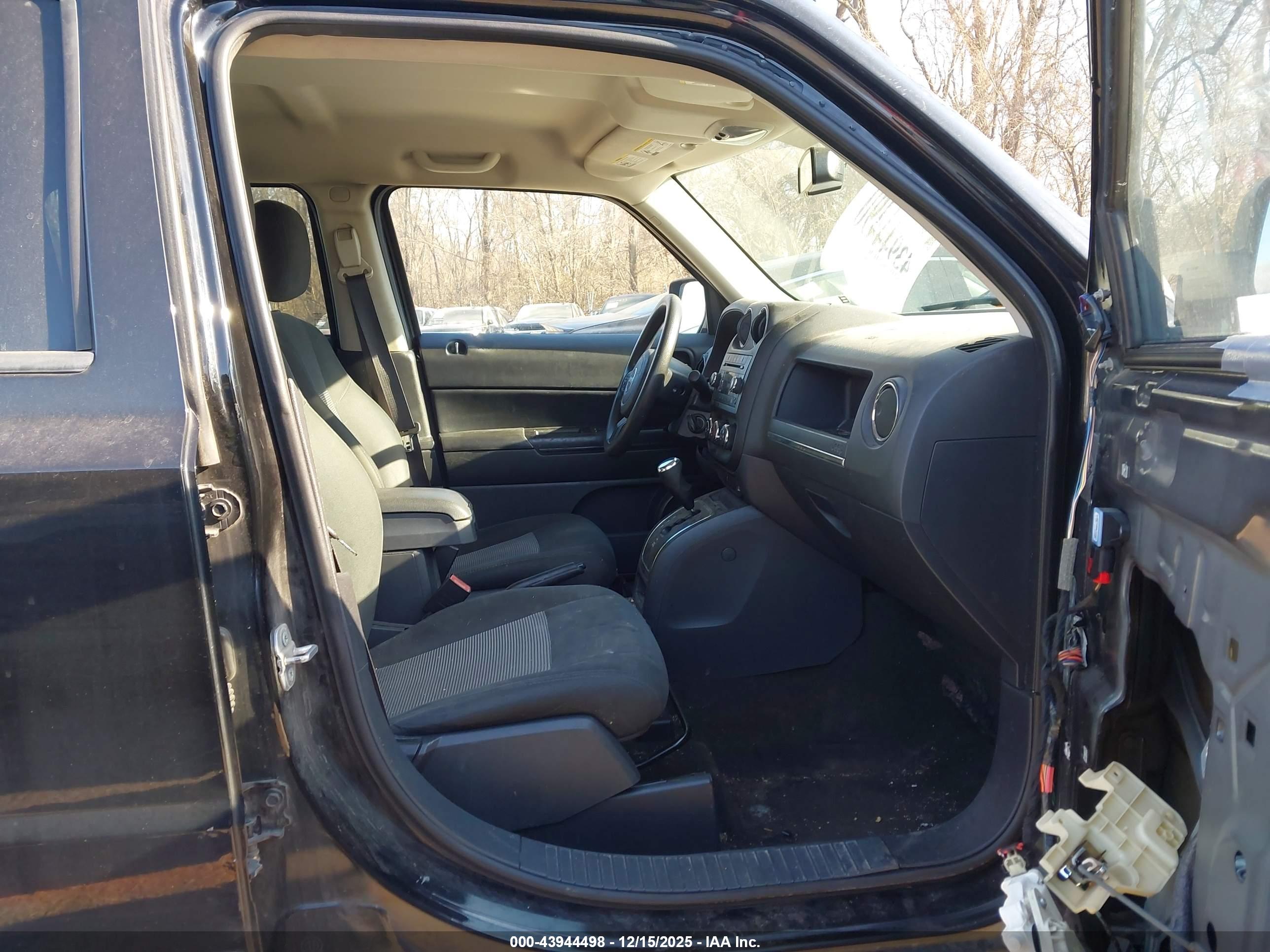 JEEP PATRIOT image 5