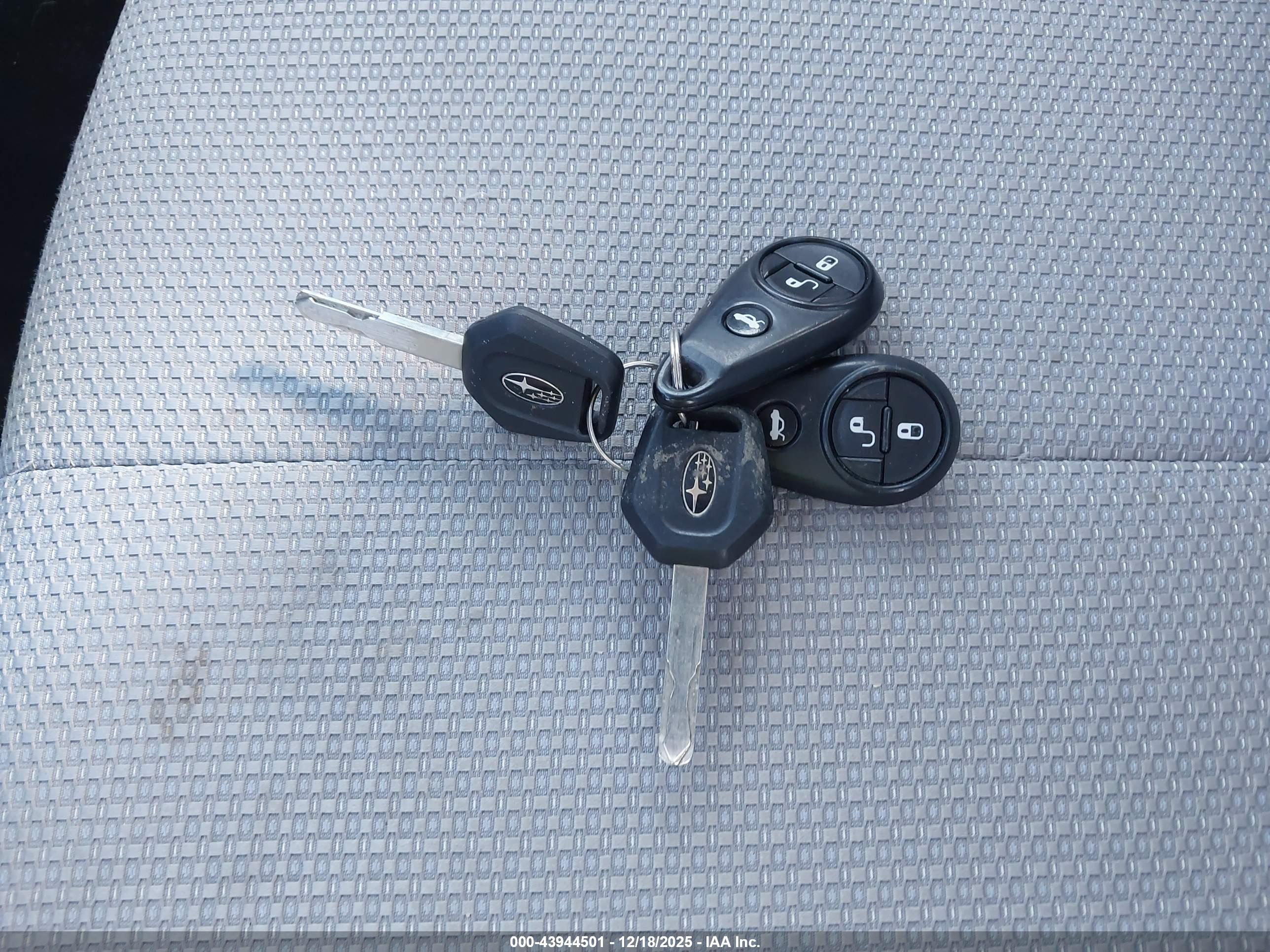 SUBARU FORESTER image 11