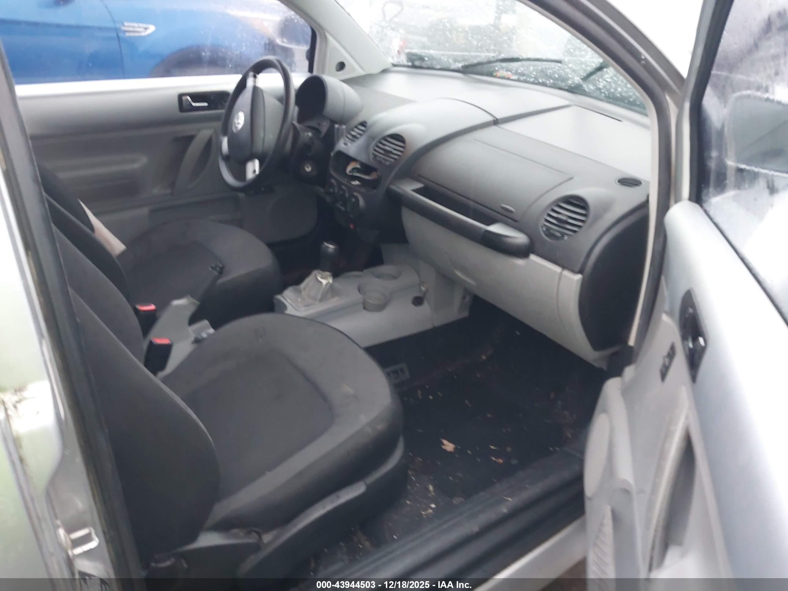 VOLKSWAGEN NEW image 5