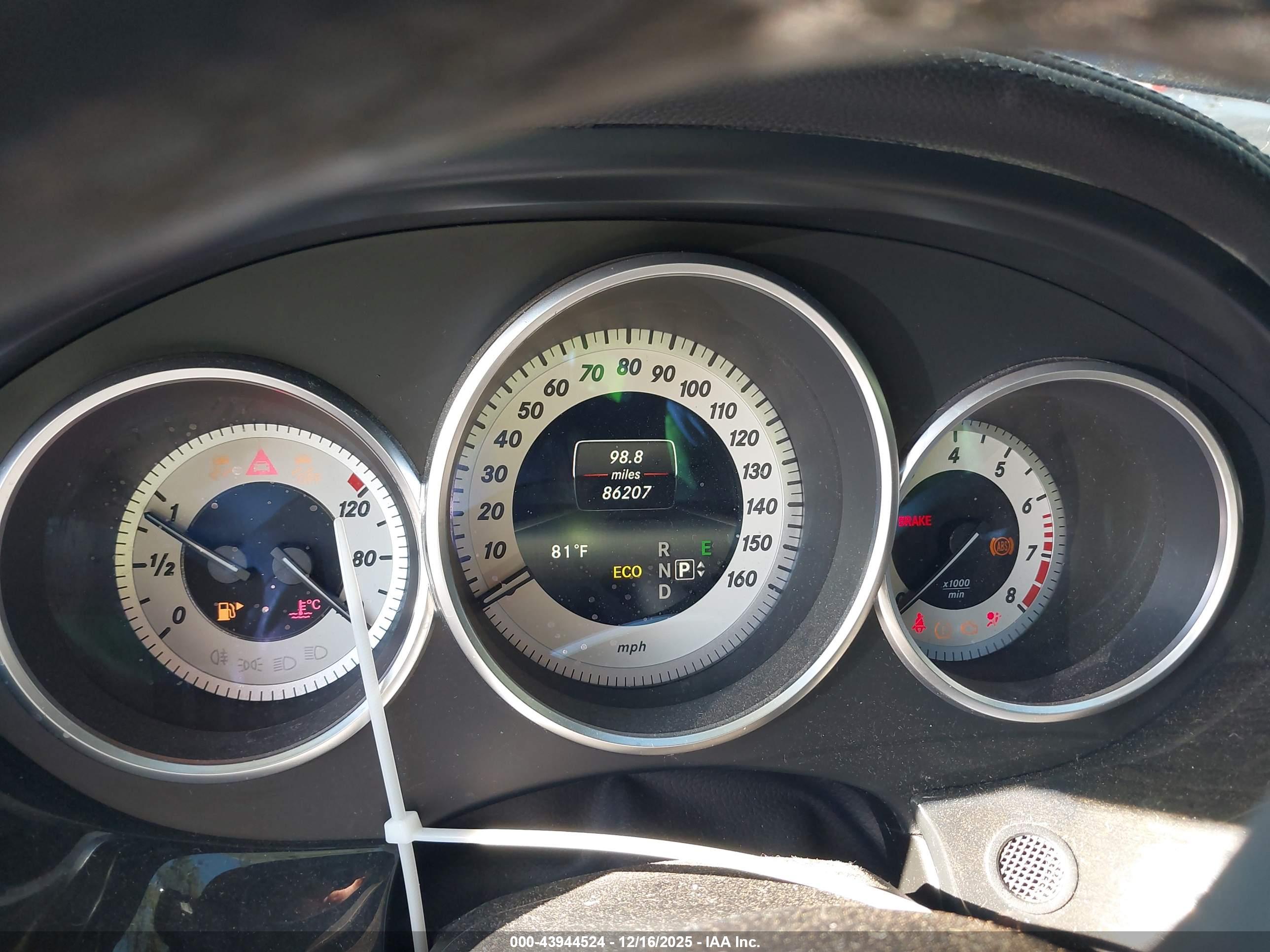 MERCEDES-BENZ CLS image 7