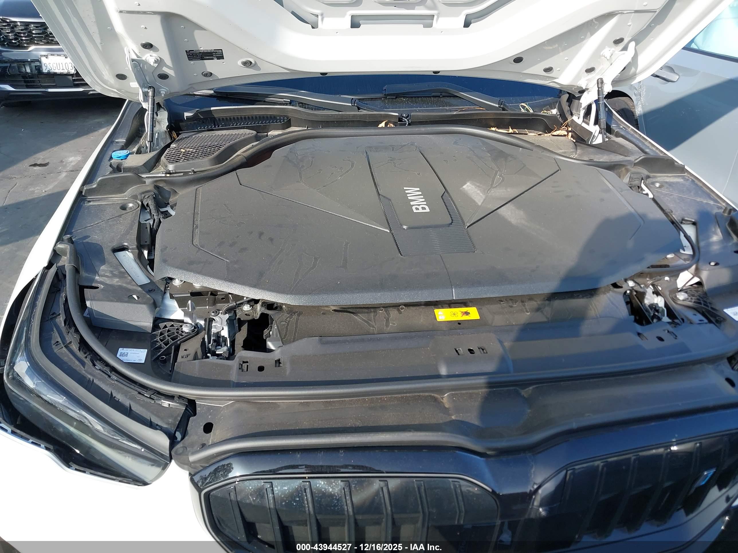 BMW I5 image 10