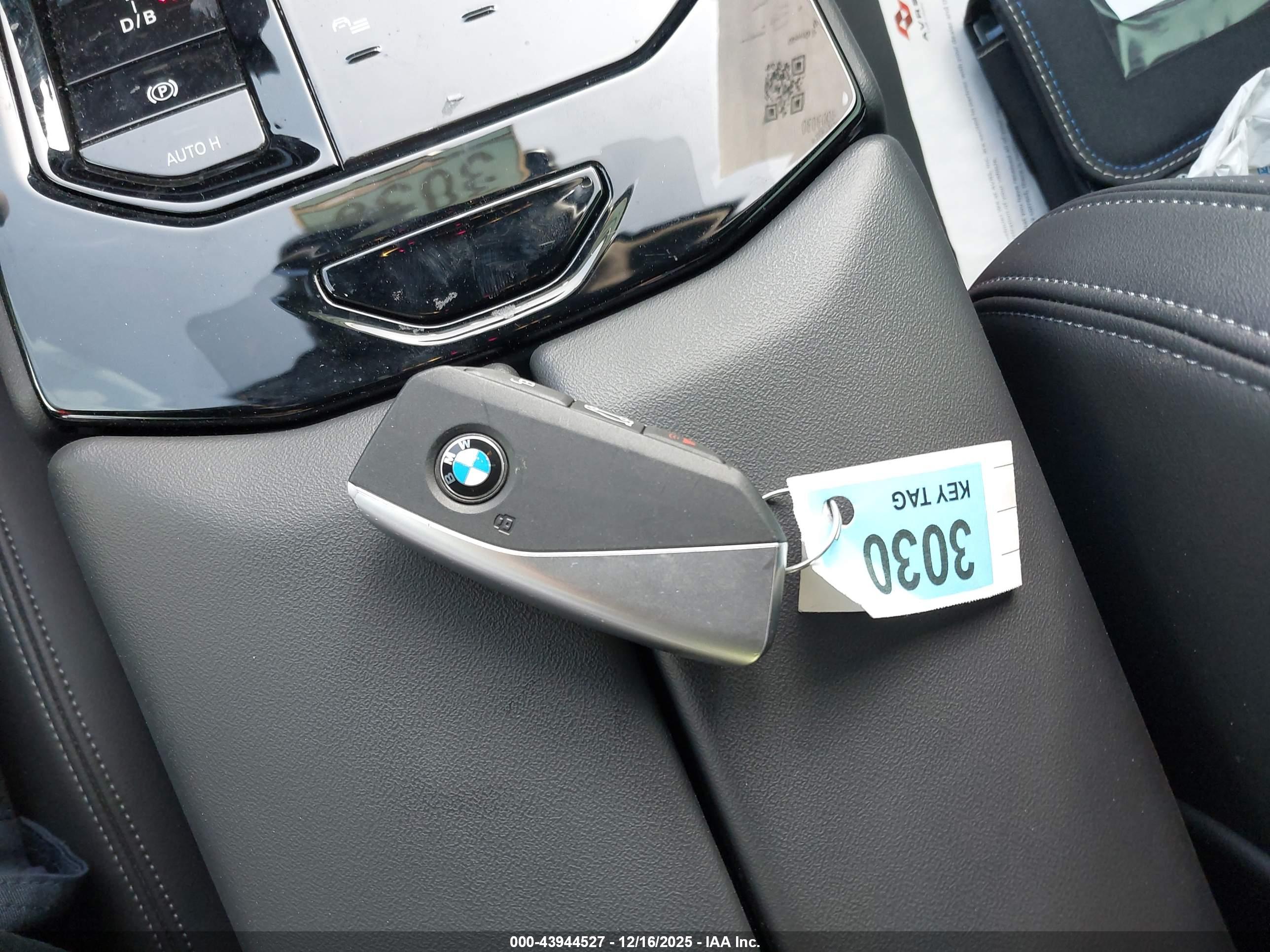 BMW I5 image 11