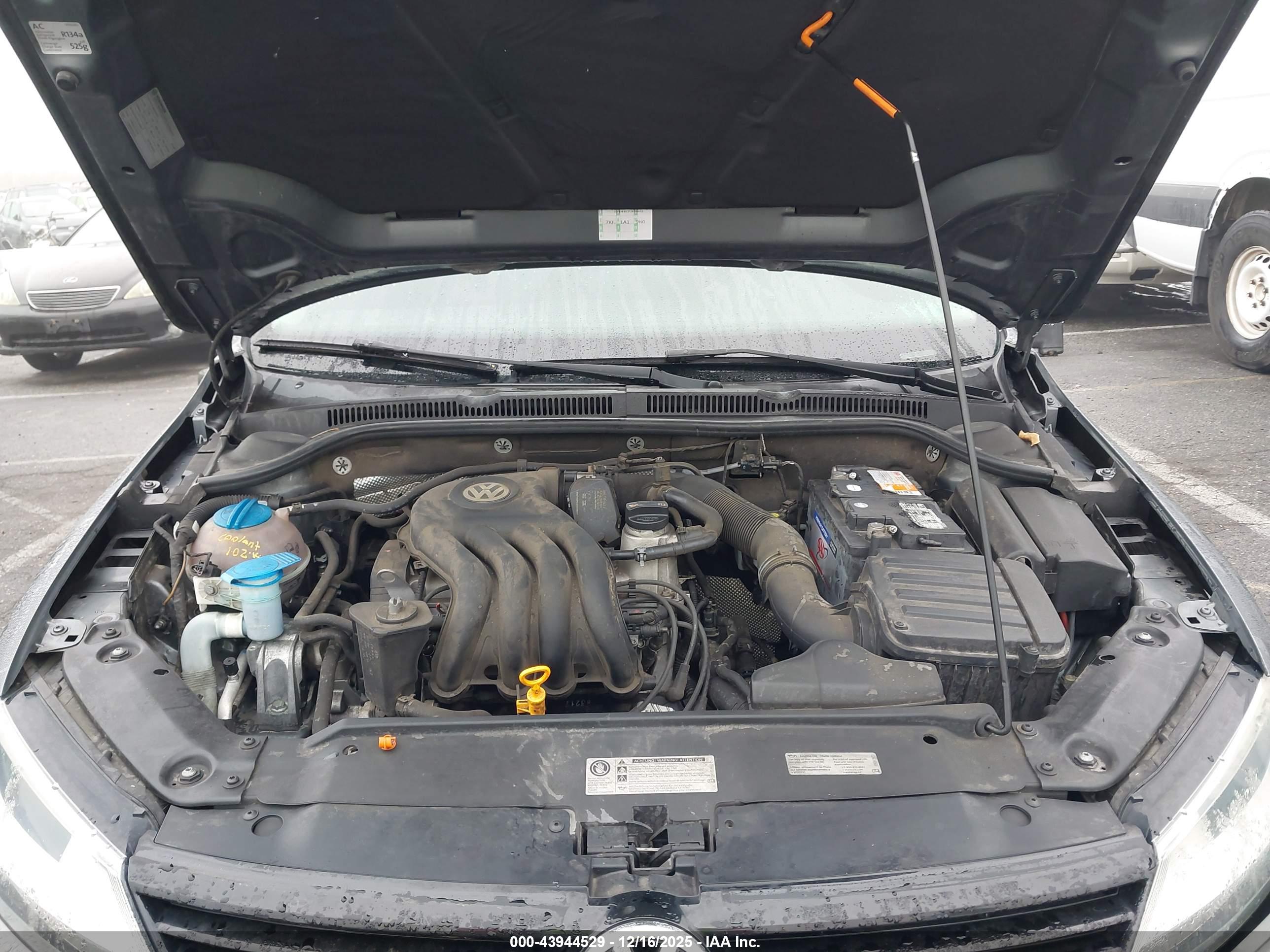 VOLKSWAGEN JETTA image 10