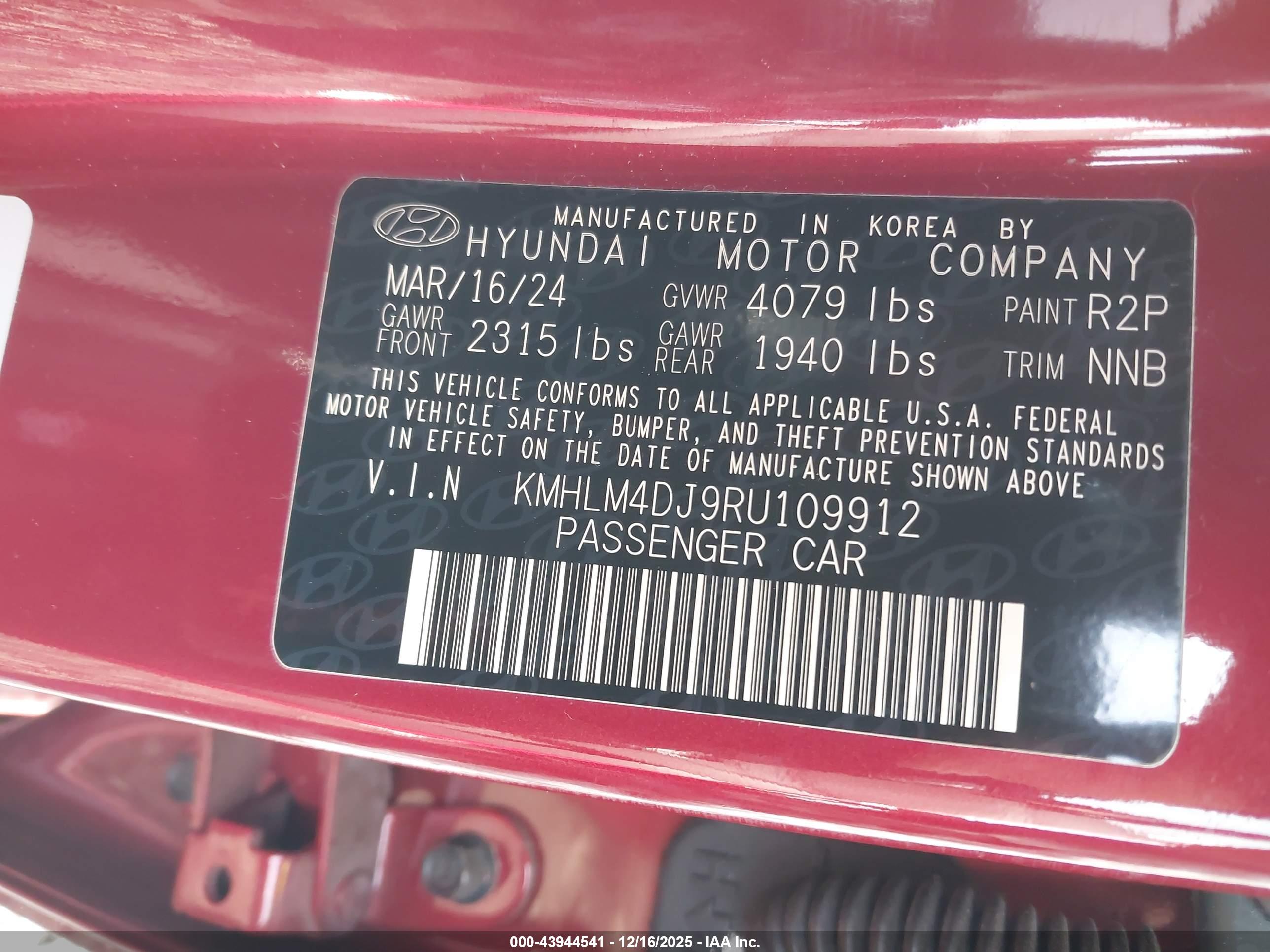 HYUNDAI ELANTRA image 9