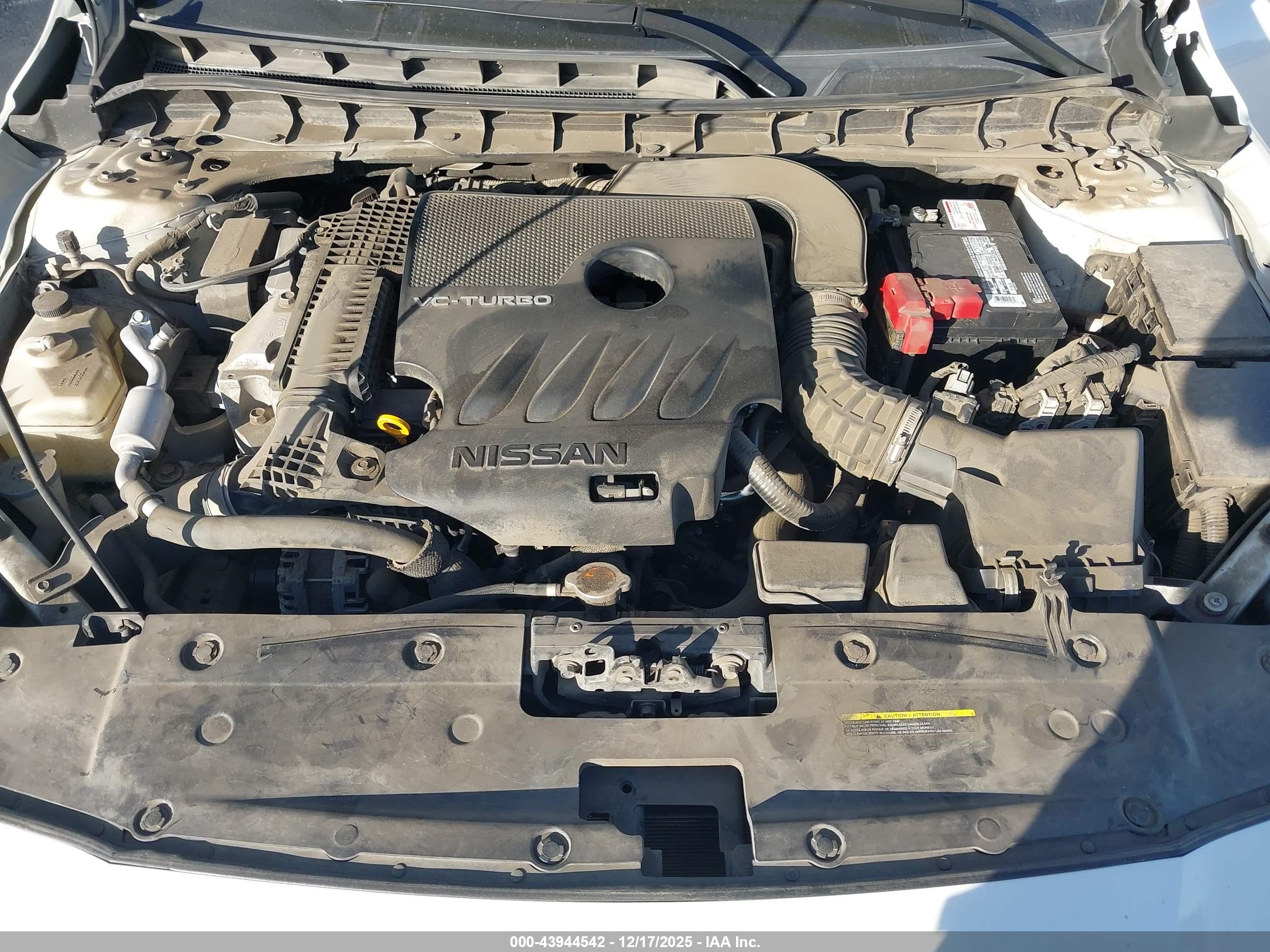 NISSAN ALTIMA image 10