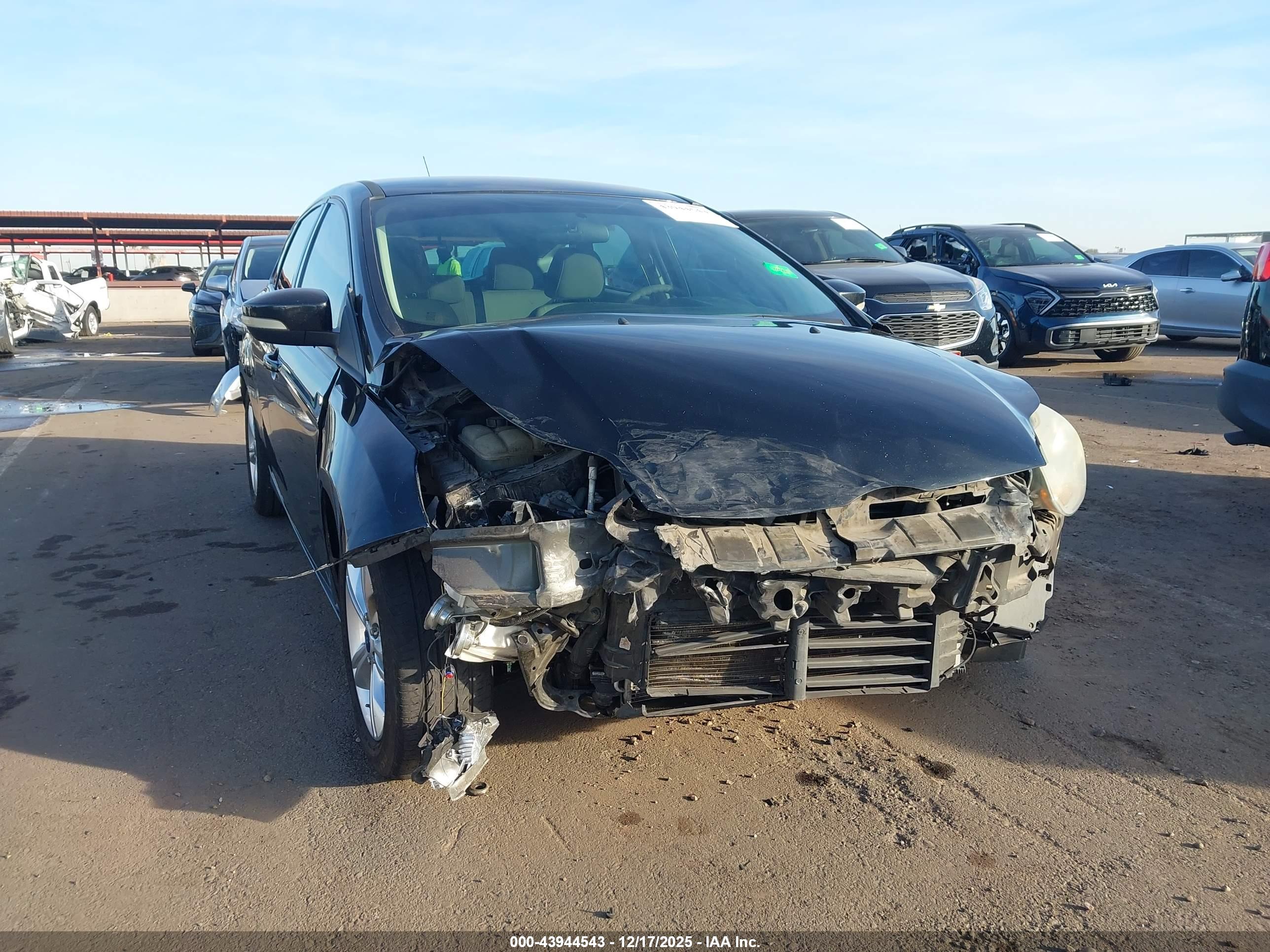 FORD FOCUS image 6