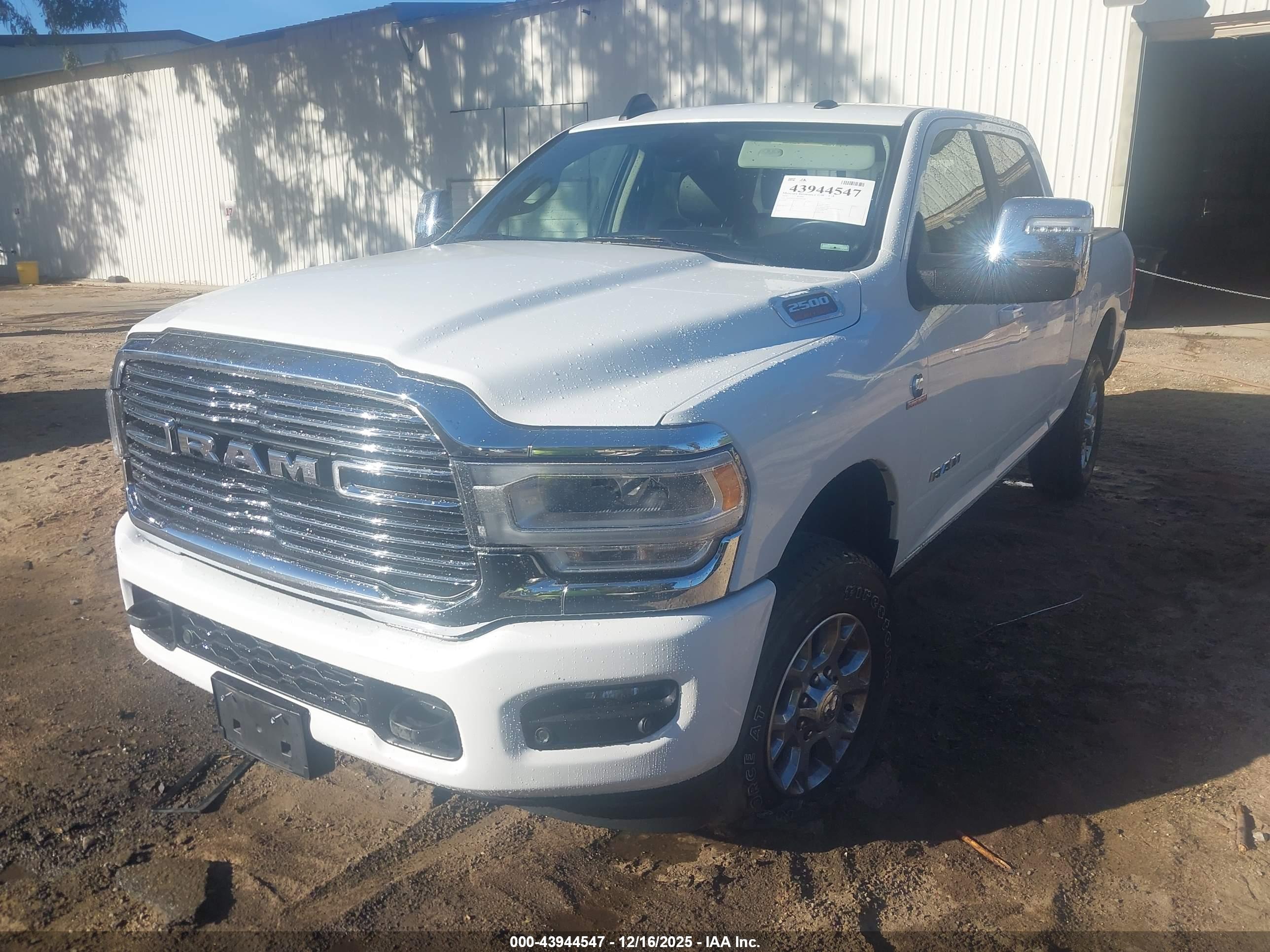 RAM 2500 image 2