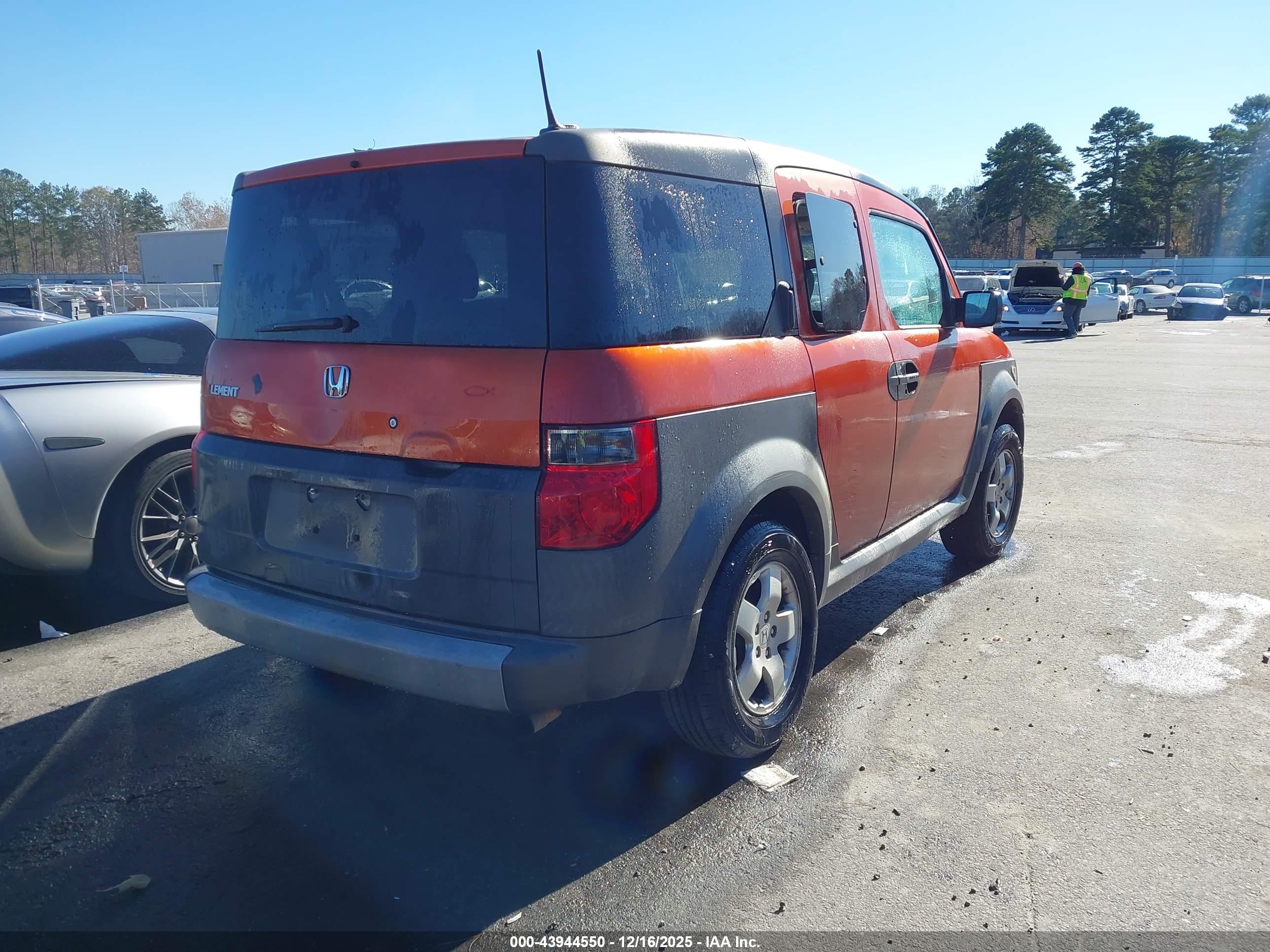 HONDA ELEMENT image 4