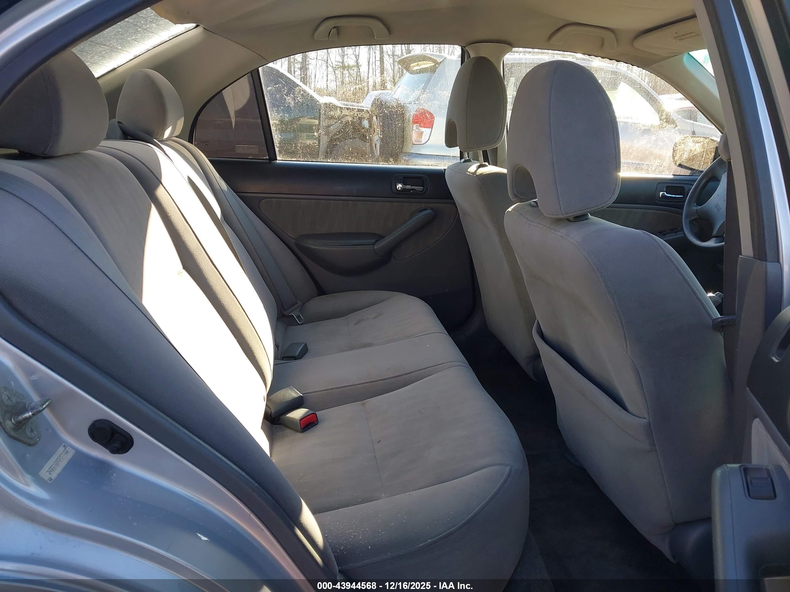 HONDA CIVIC image 8