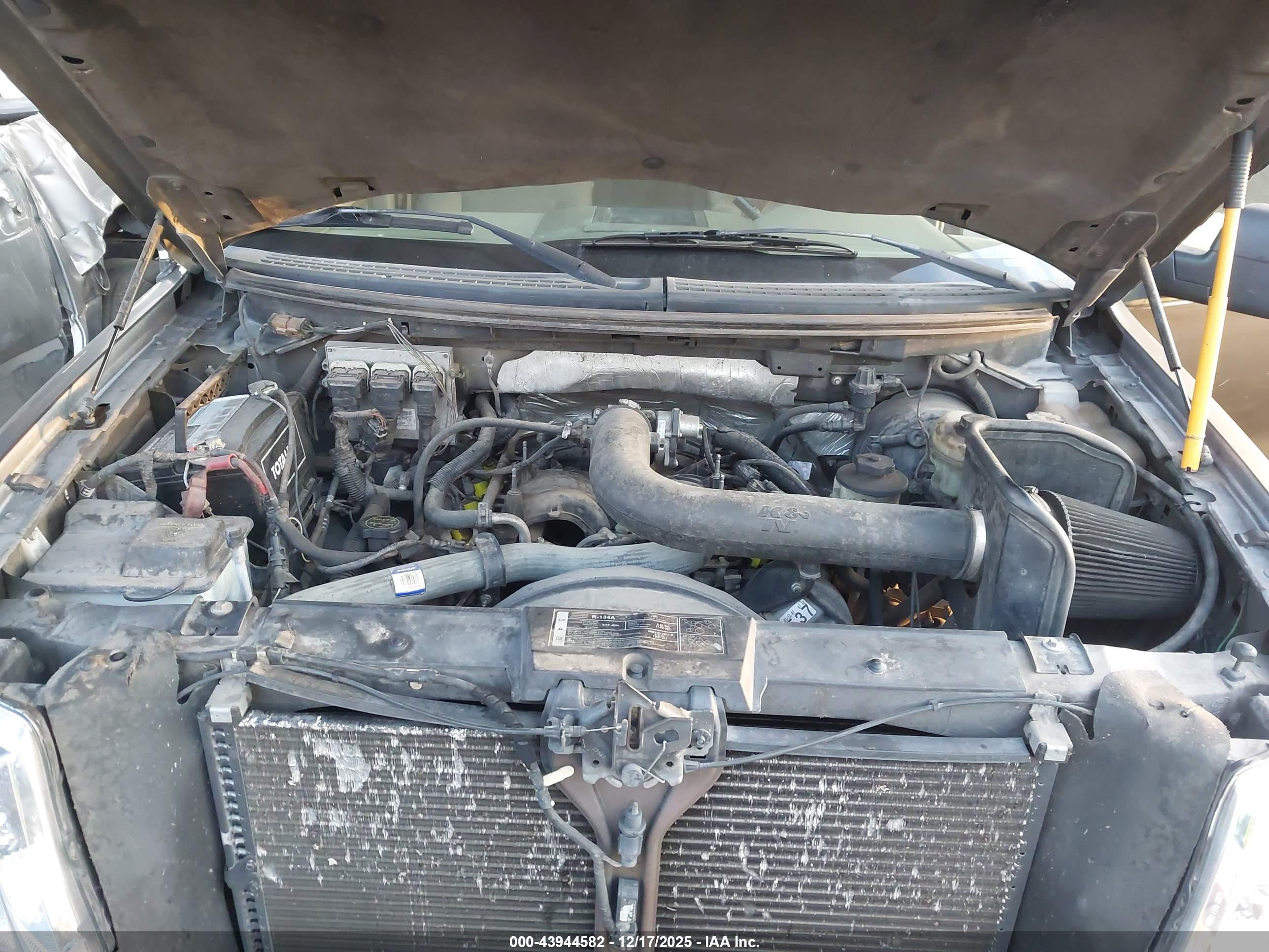 FORD F-150 image 10