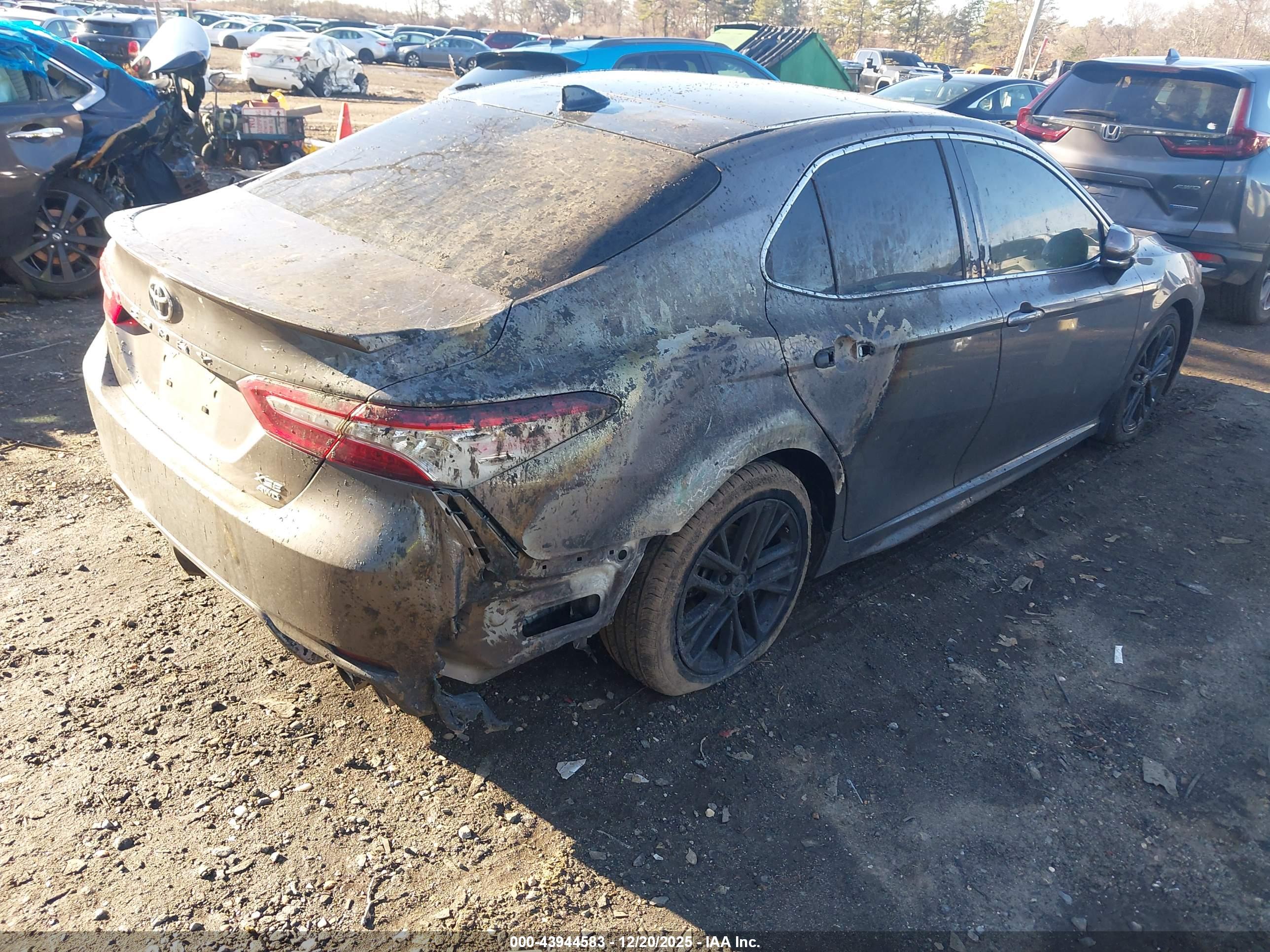 TOYOTA CAMRY image 4