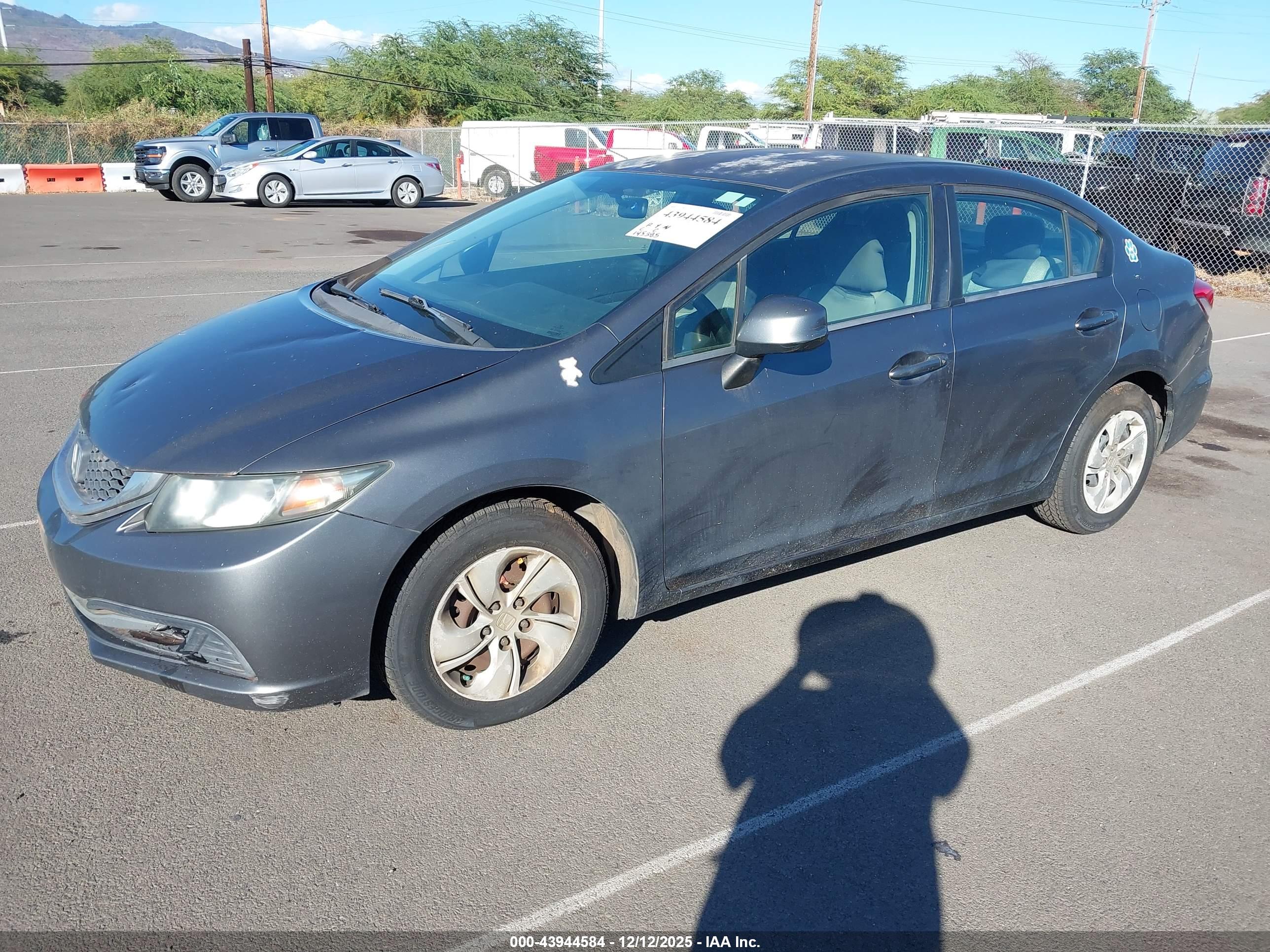 HONDA CIVIC image 2