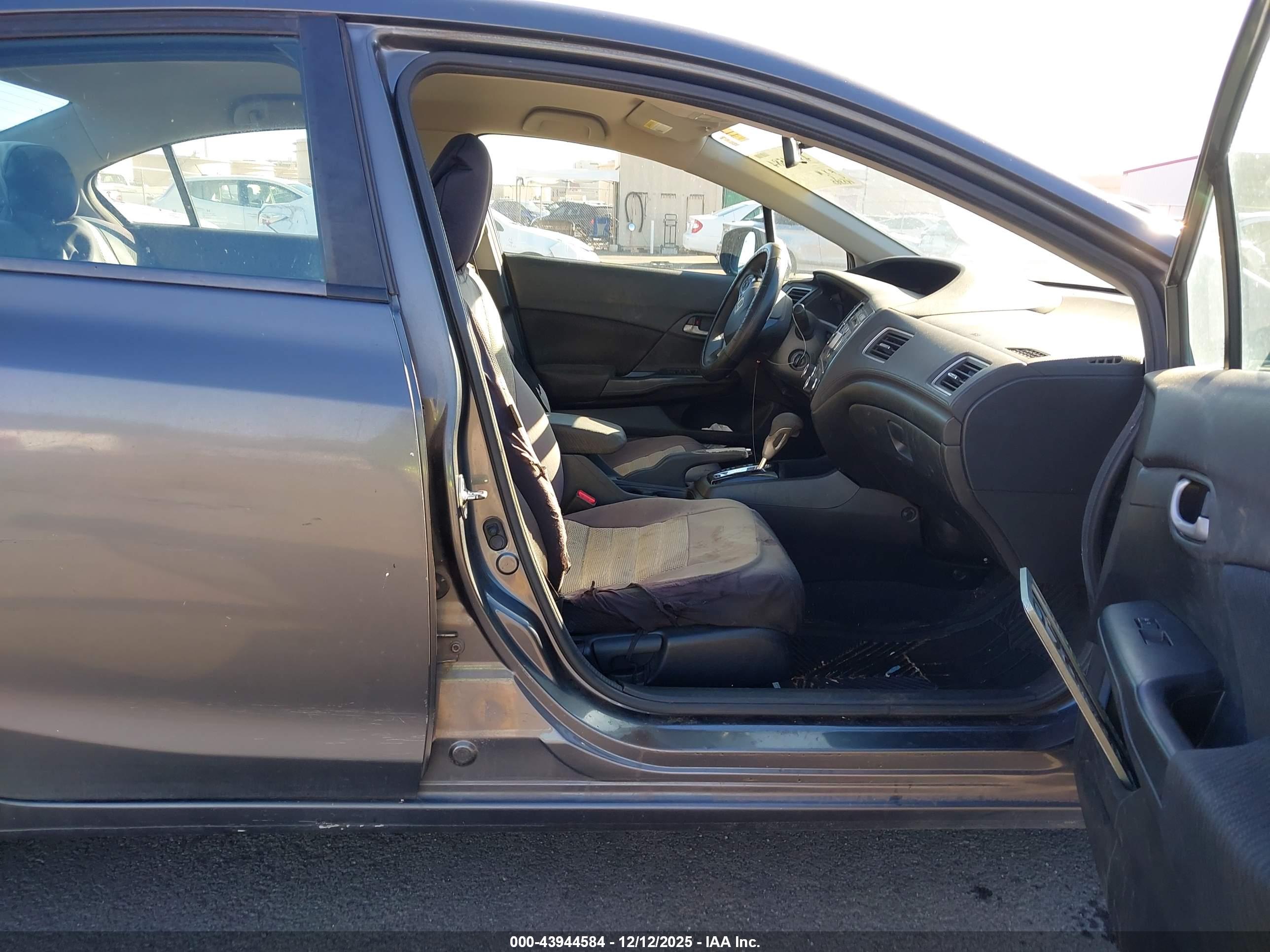 HONDA CIVIC image 5