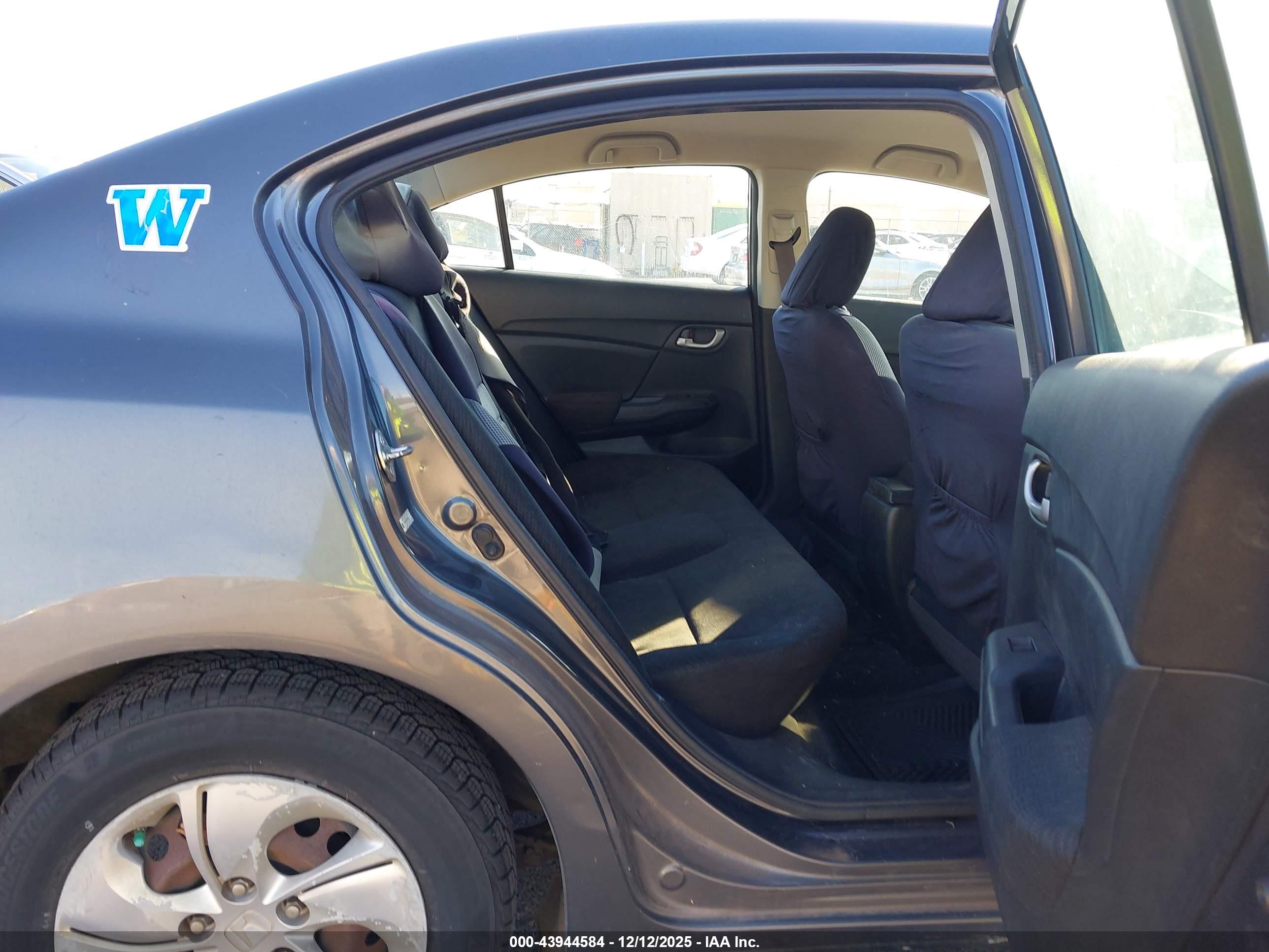HONDA CIVIC image 8