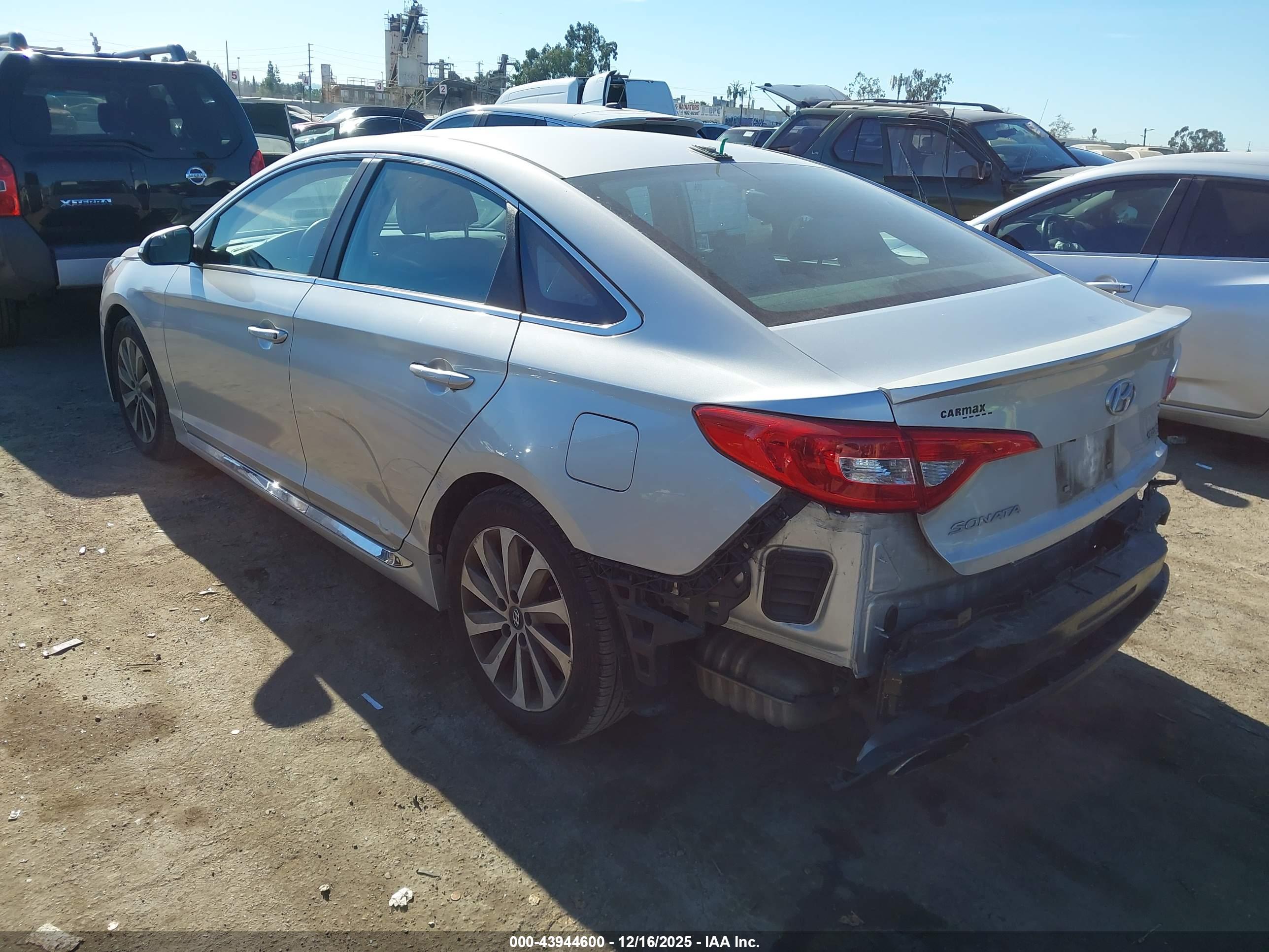 HYUNDAI SONATA image 3