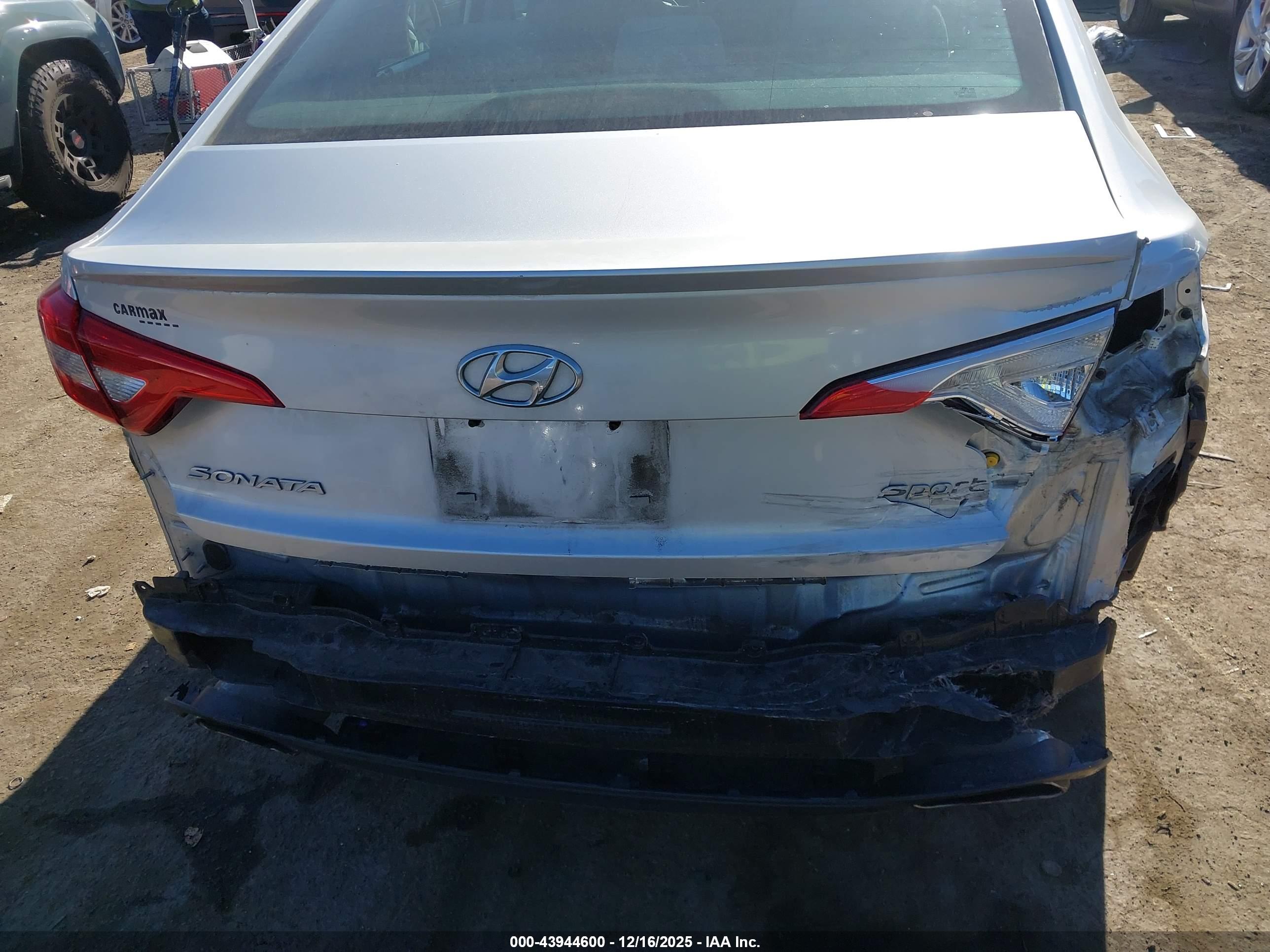 HYUNDAI SONATA image 6