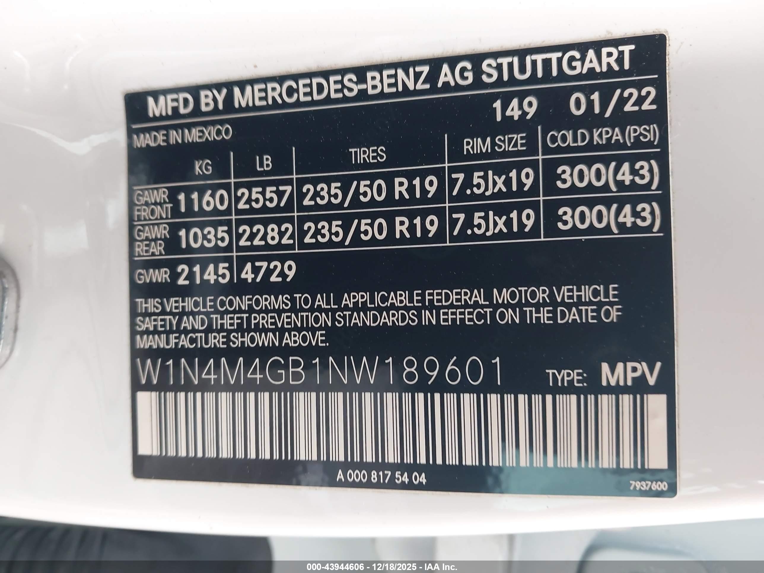 MERCEDES-BENZ GLB image 9