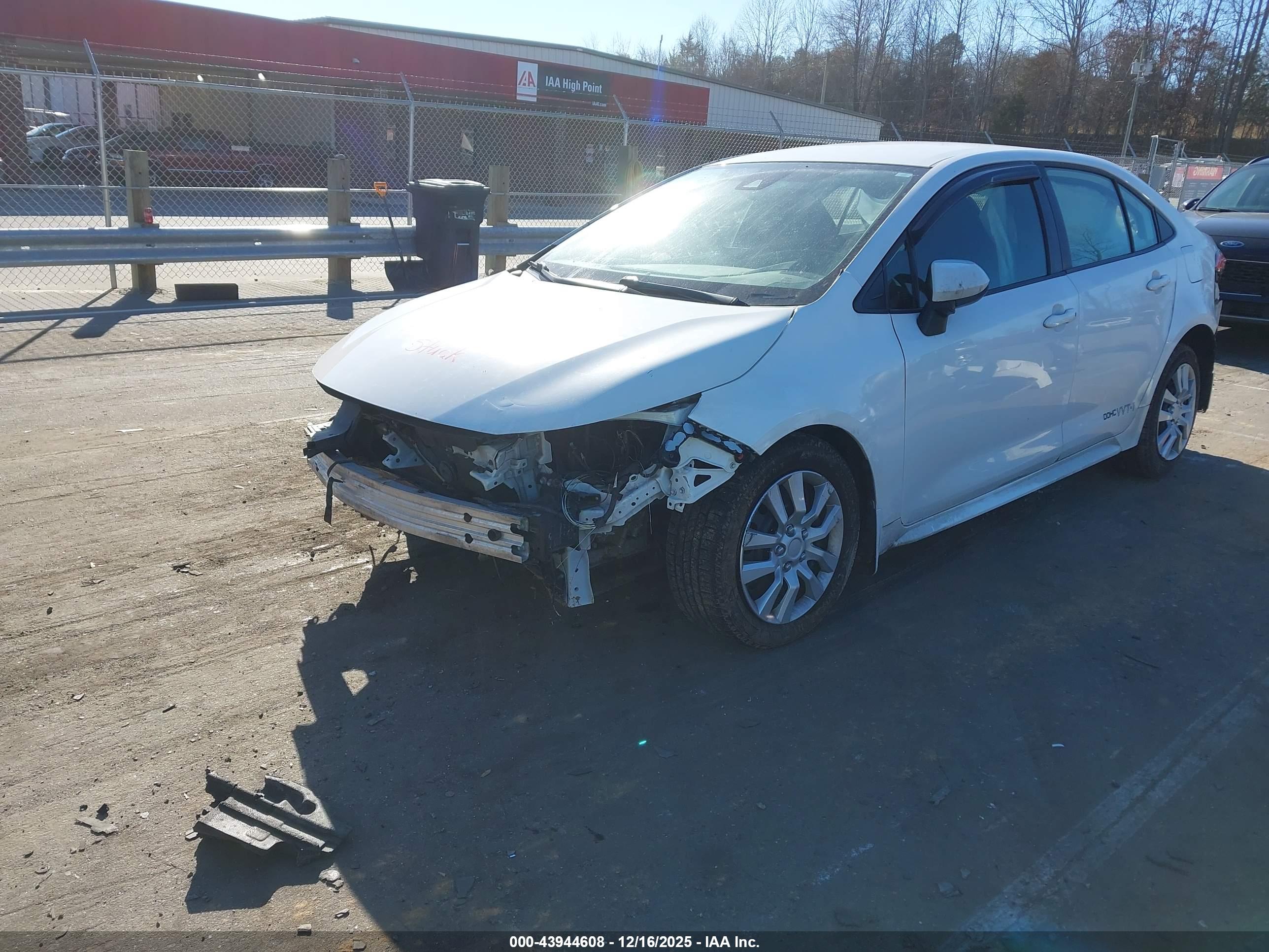 TOYOTA COROLLA image 2