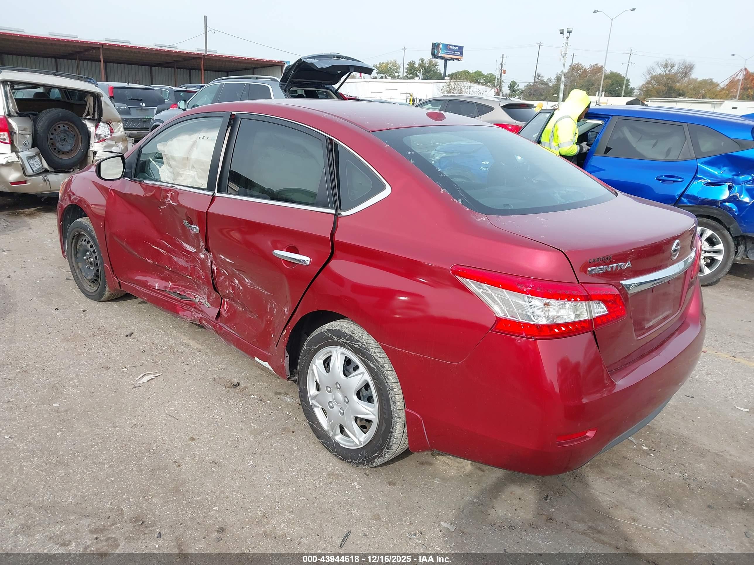 NISSAN SENTRA image 3