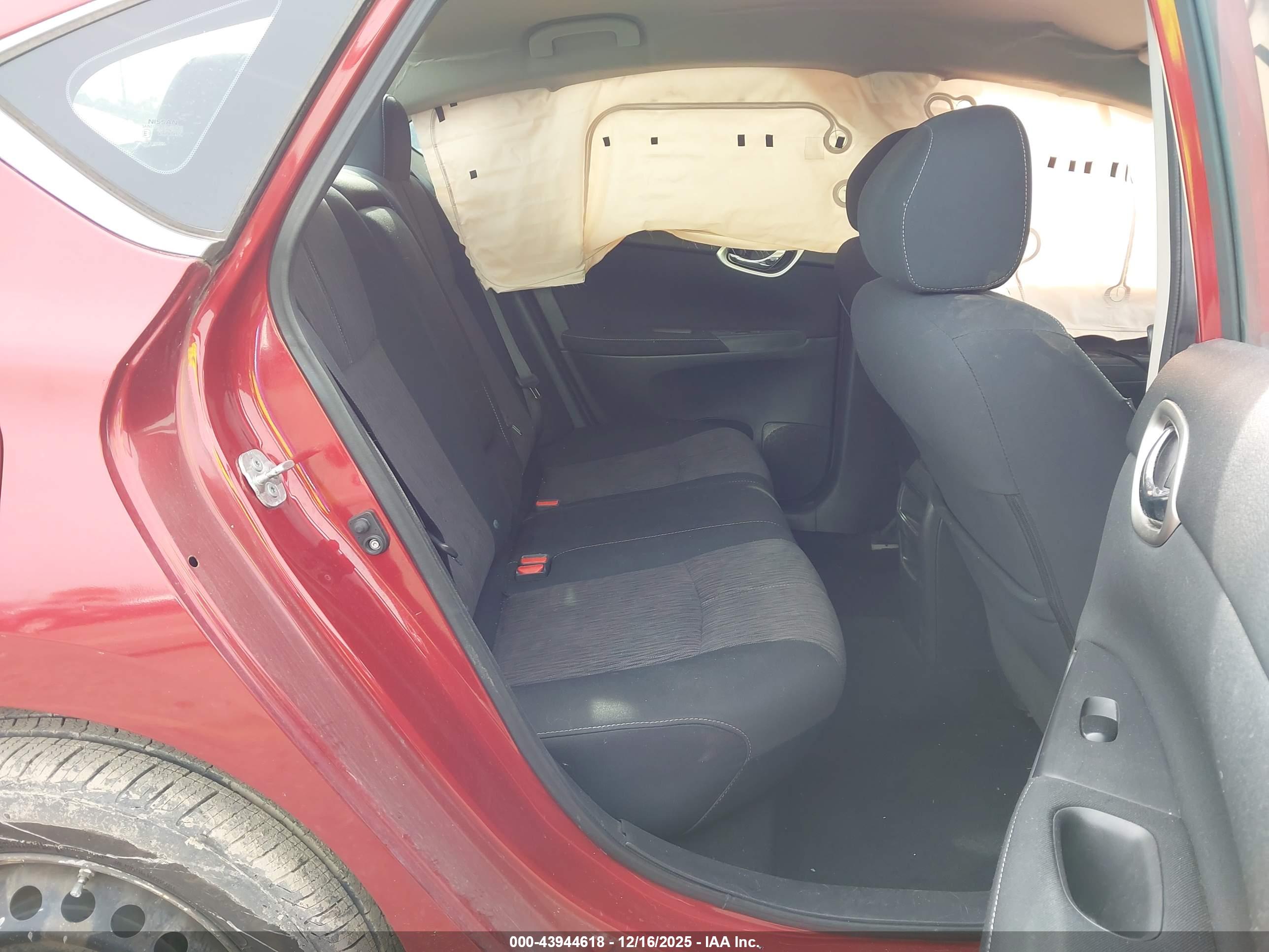 NISSAN SENTRA image 8