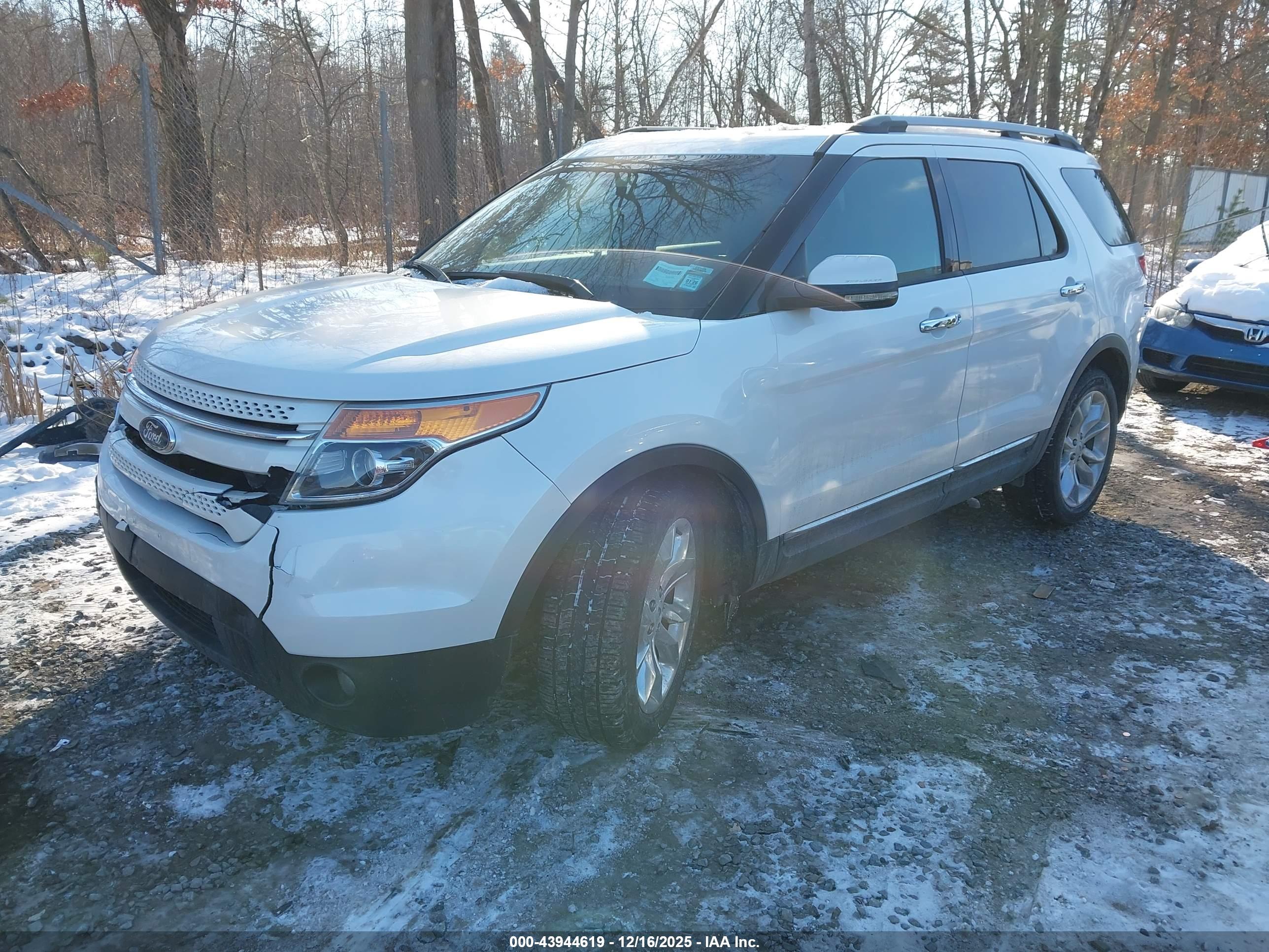 FORD EXPLORER image 2