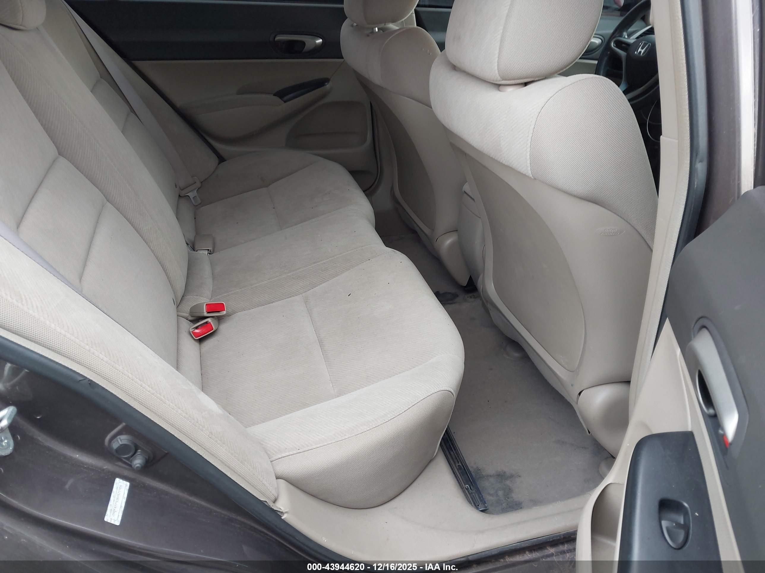 HONDA CIVIC image 8