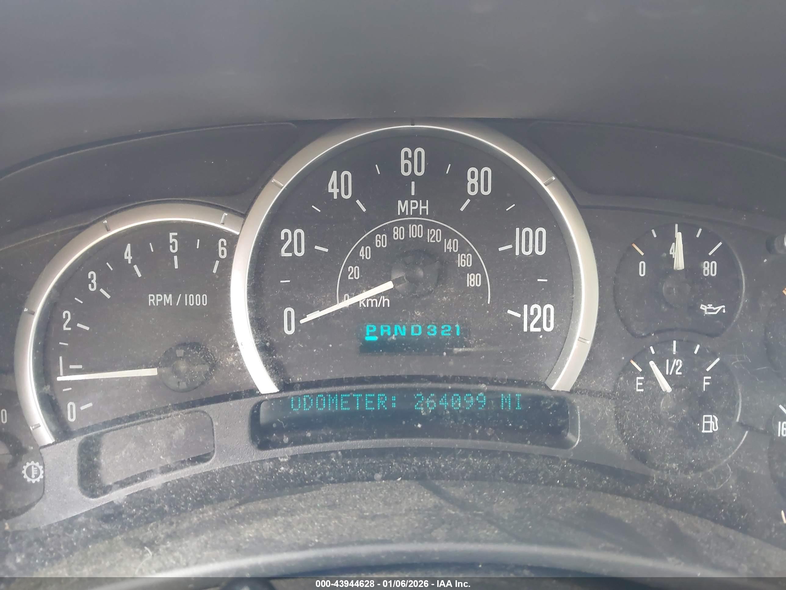 CADILLAC ESCALADE image 7