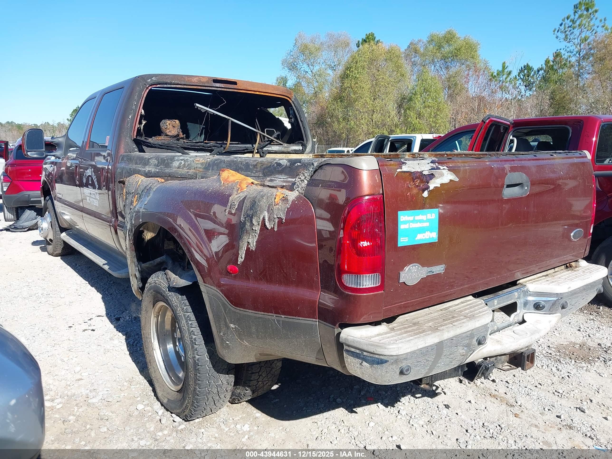 FORD F-350 image 3