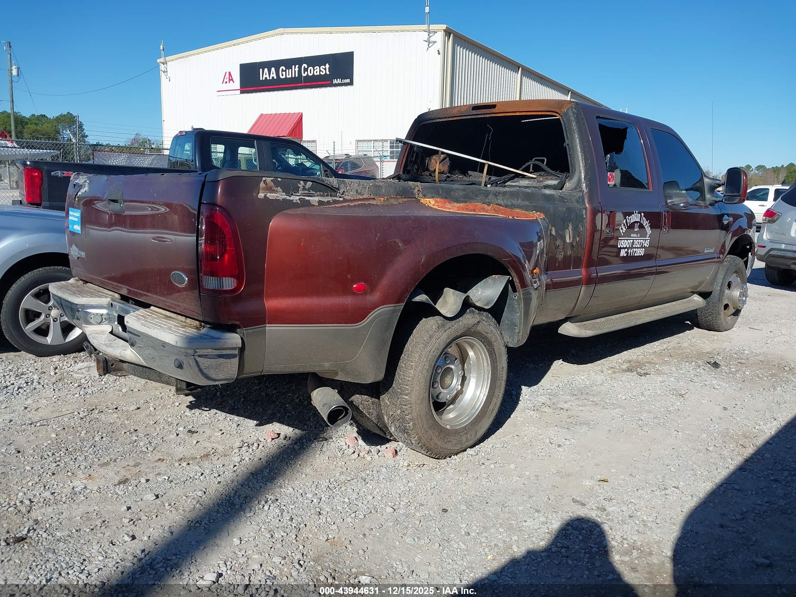 FORD F-350 image 4