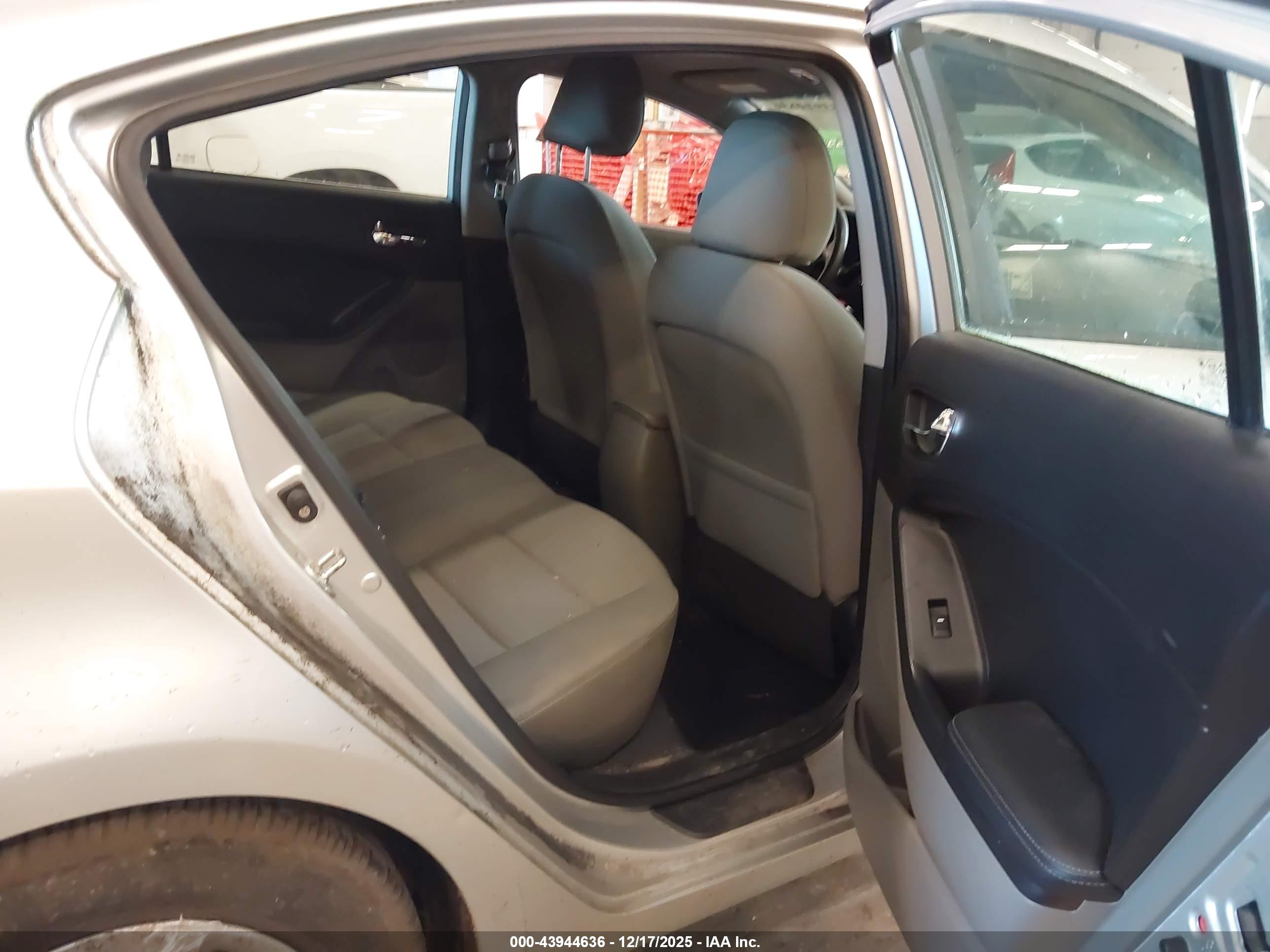 KIA FORTE image 8