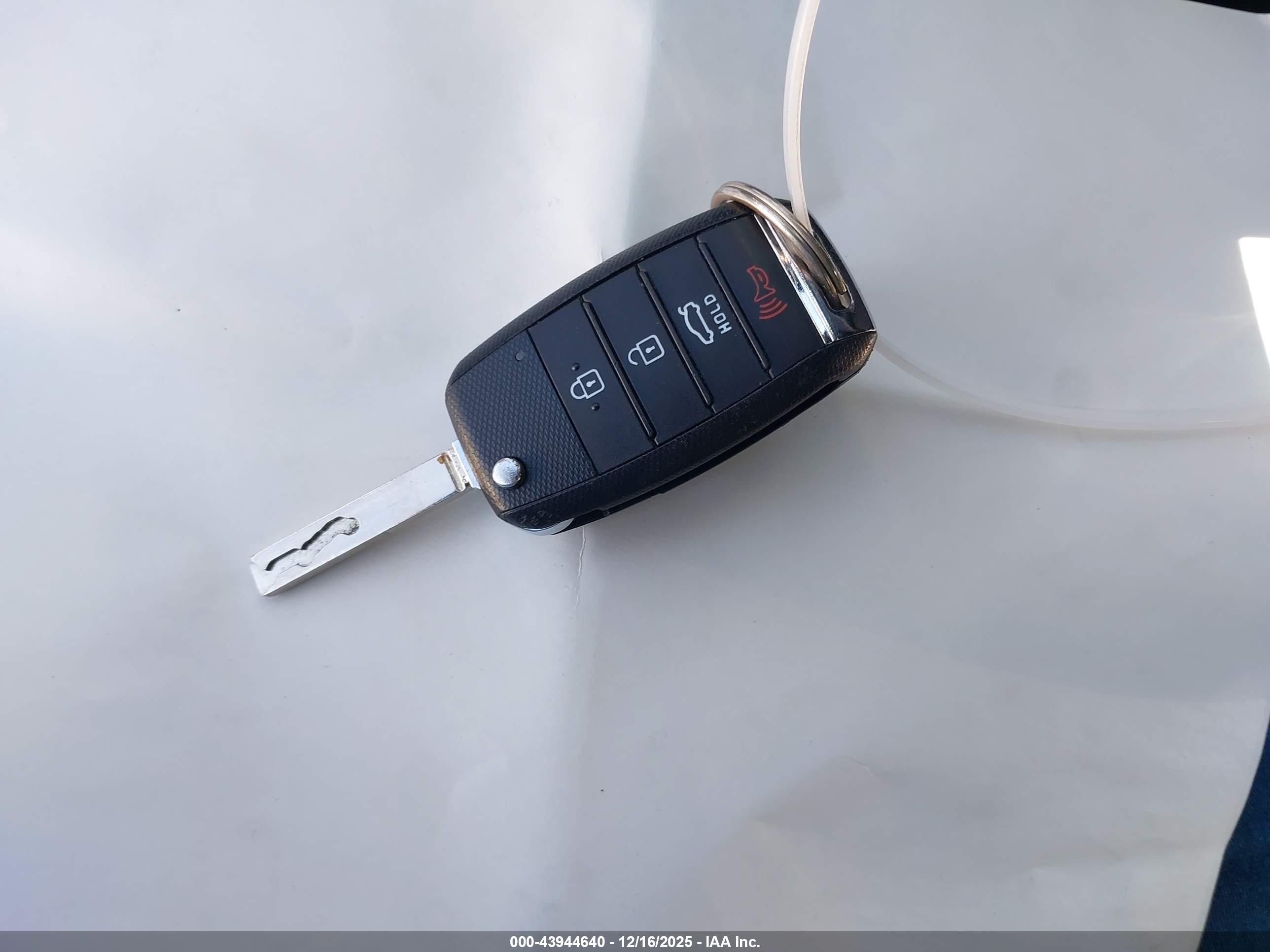 KIA OPTIMA image 11