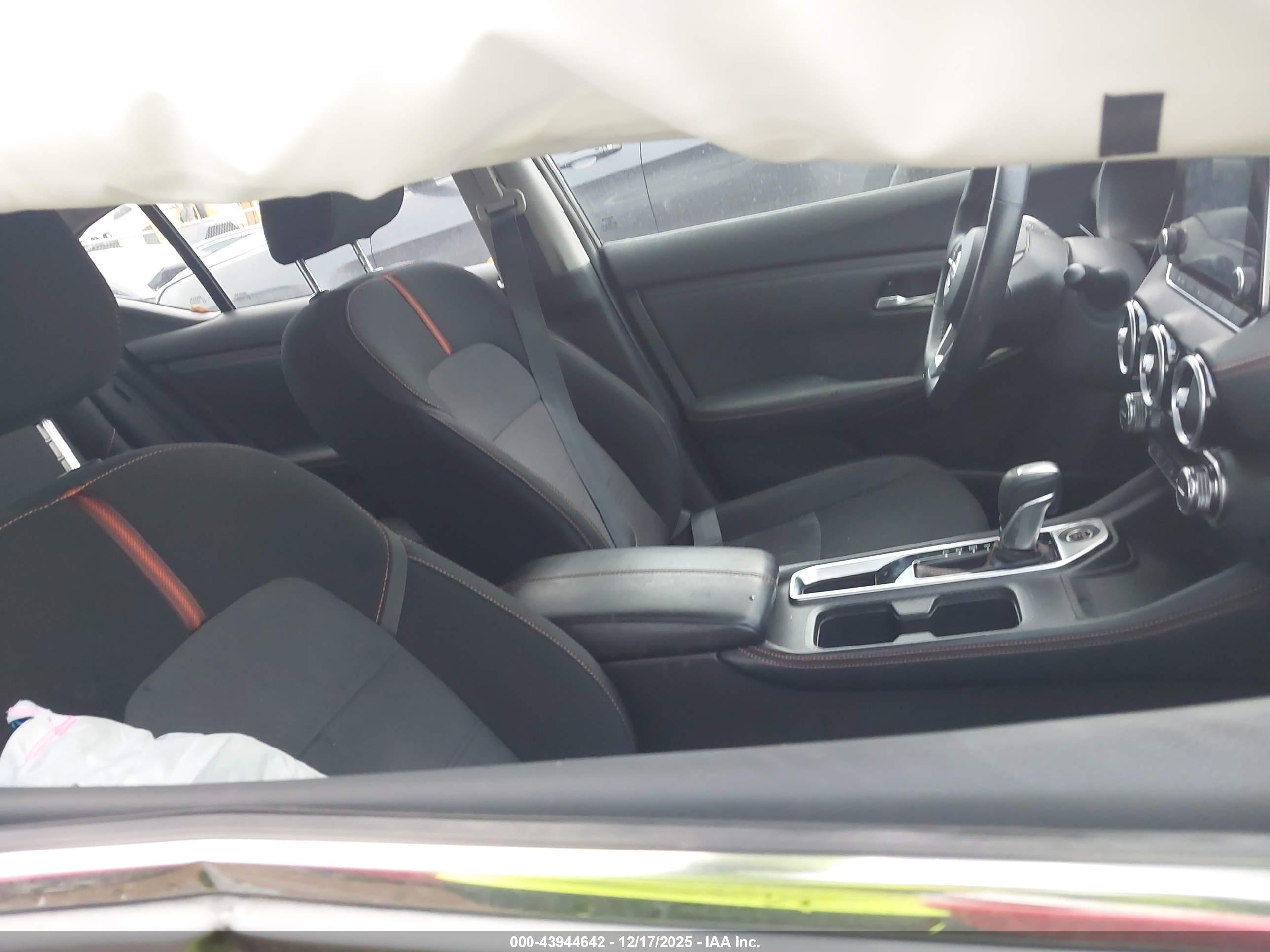 NISSAN SENTRA image 5